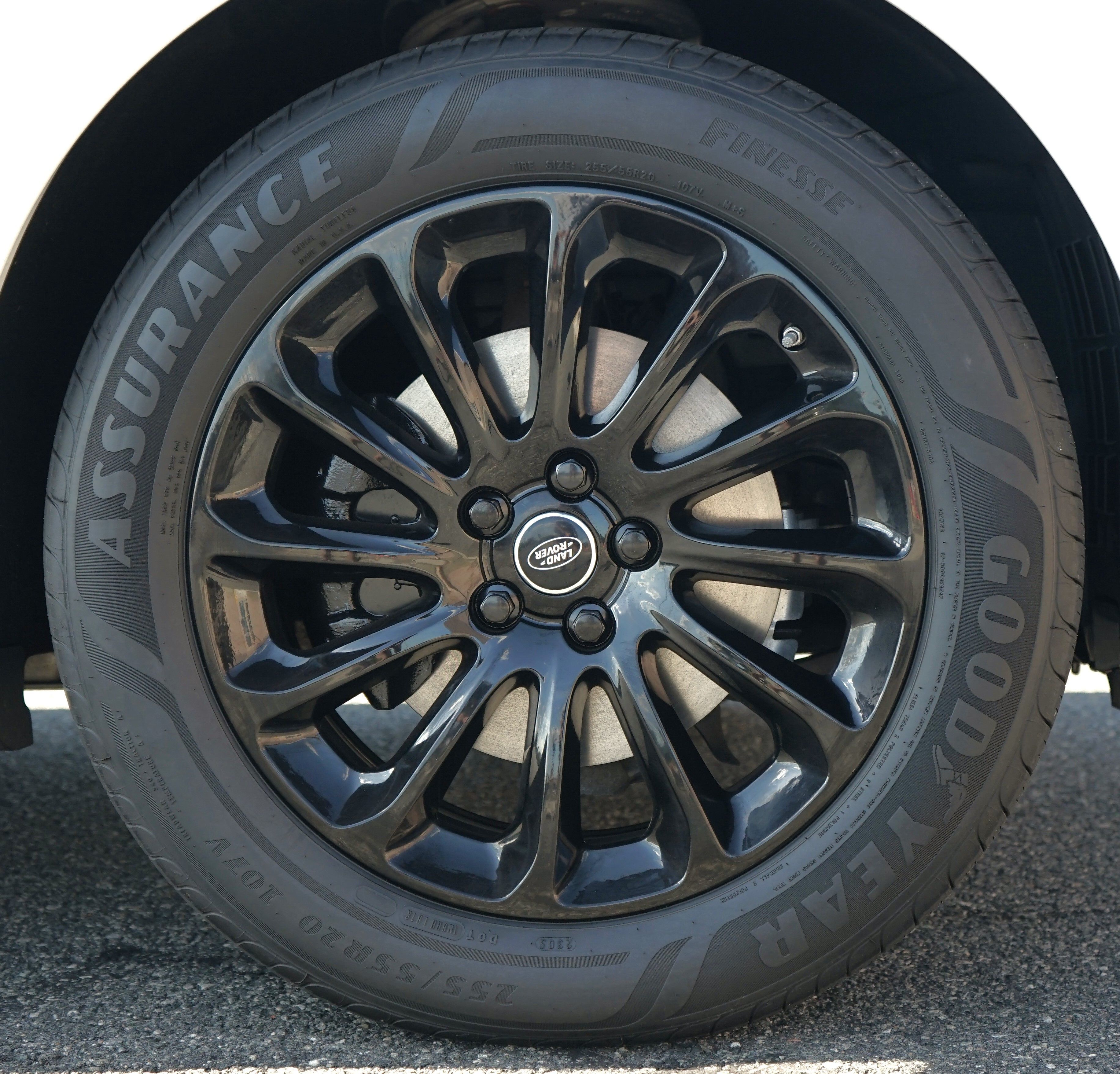 Photo 59 of this Land Rover Range Rover