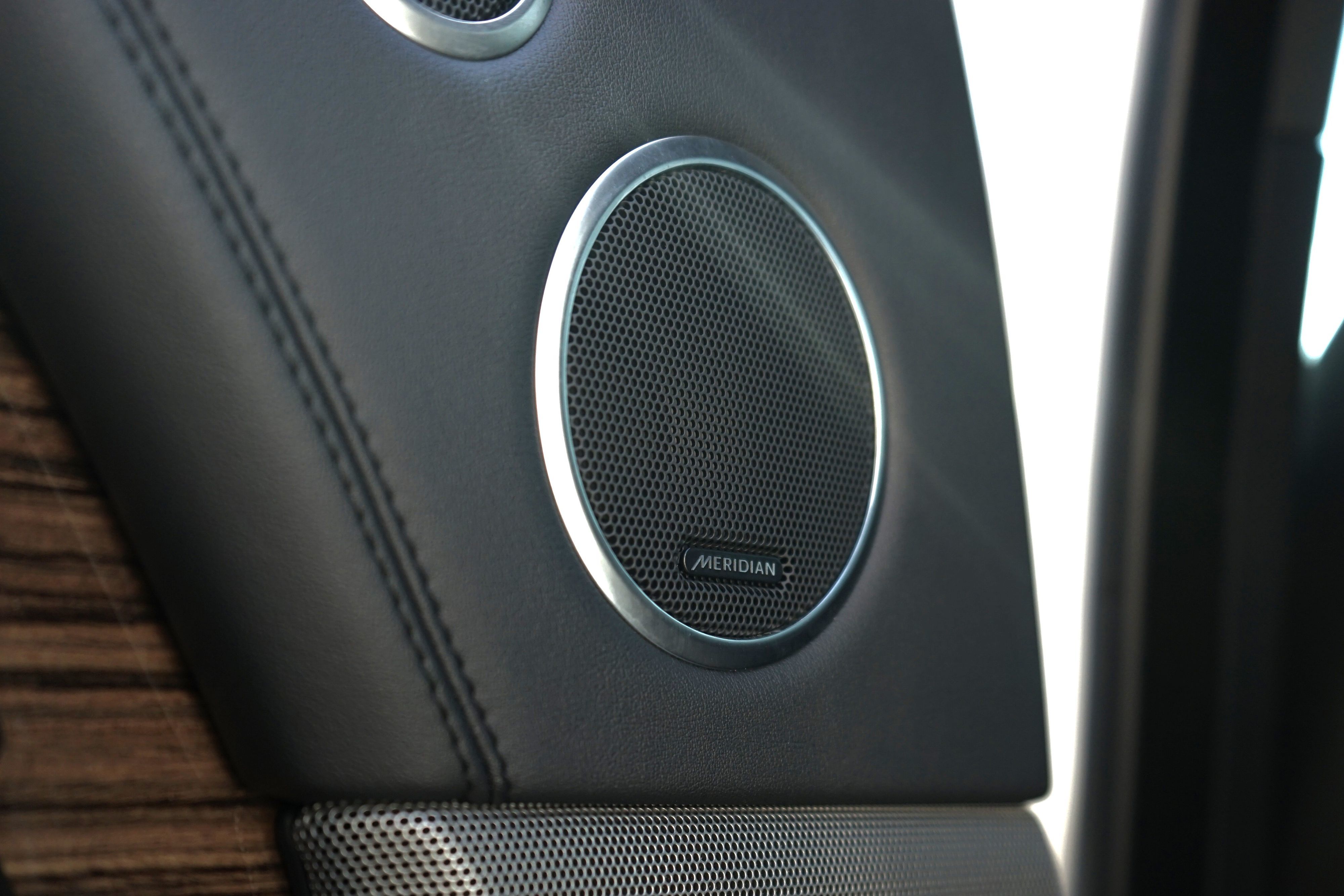 Photo 41 of this Land Rover Range Rover
