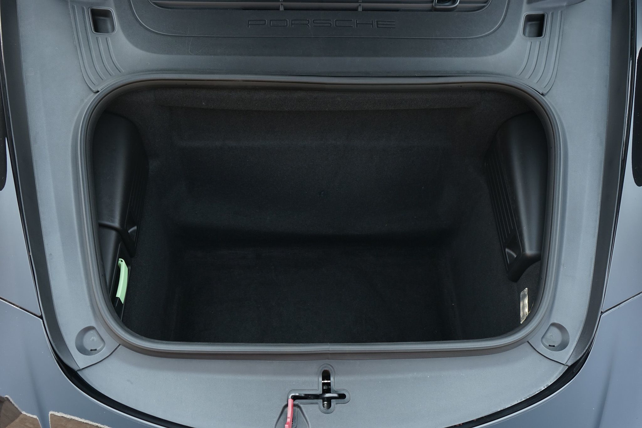 Photo 11 of this Porsche 911