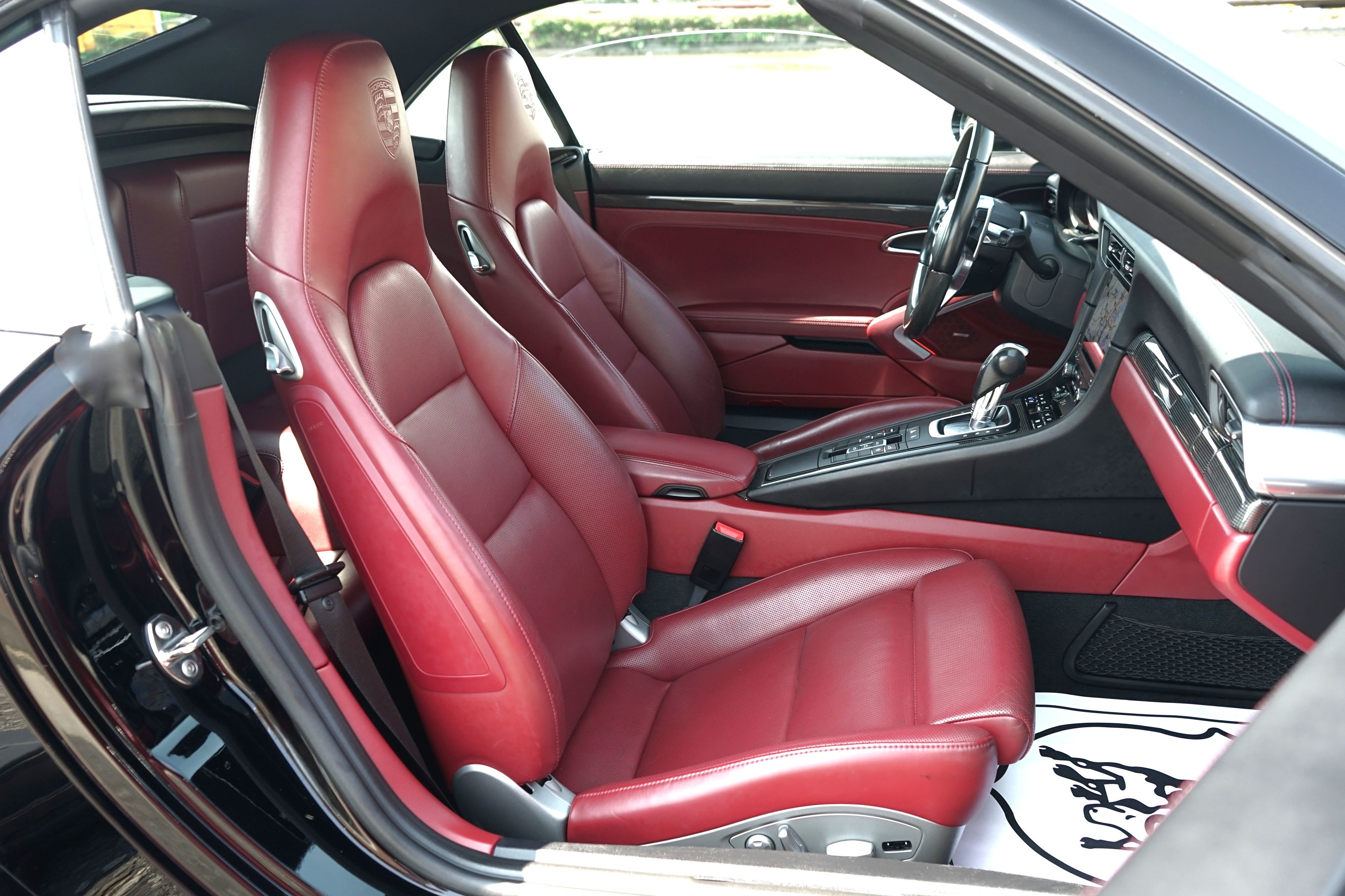 Photo 43 of this Porsche 911