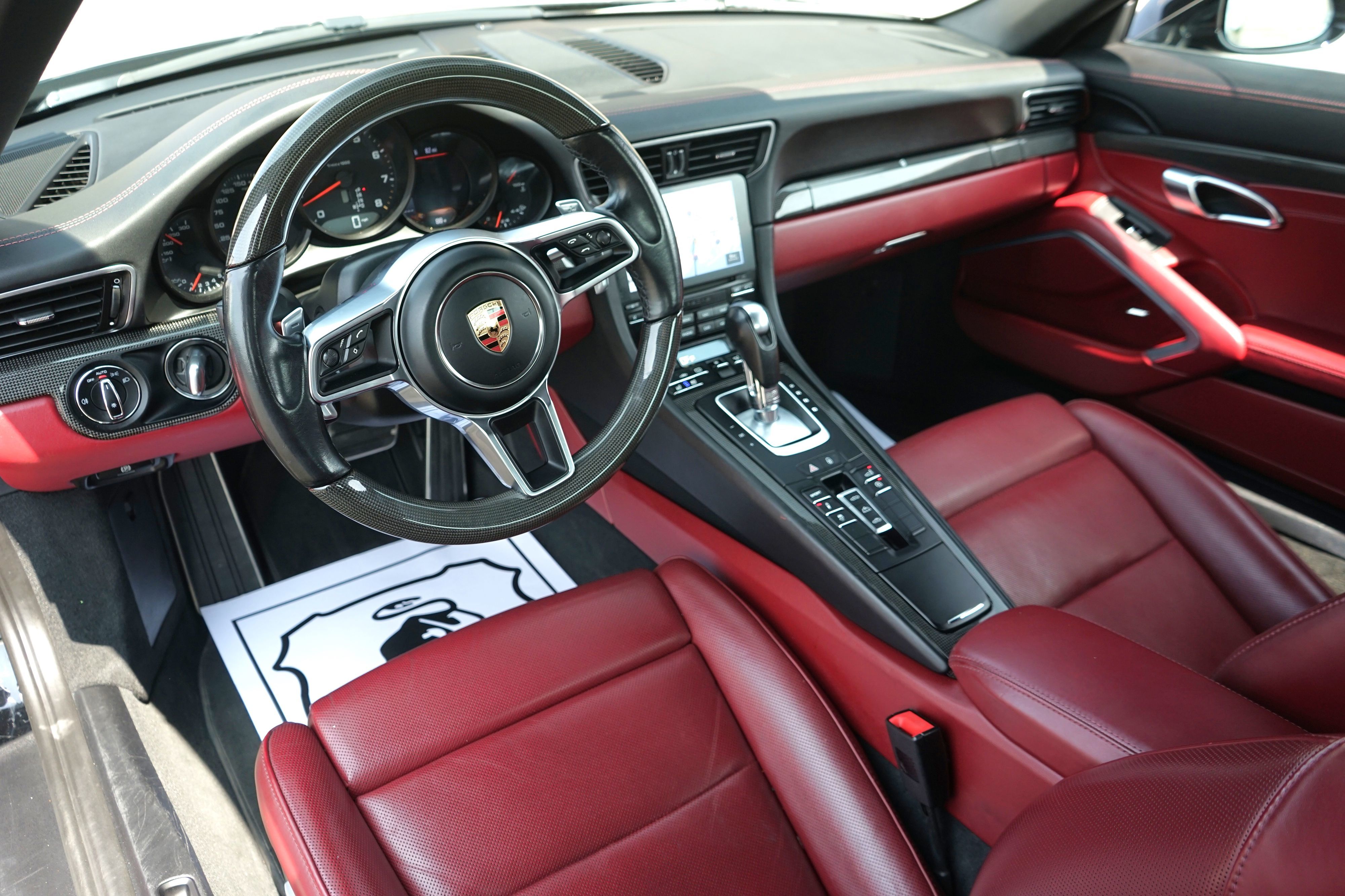Photo 25 of this Porsche 911