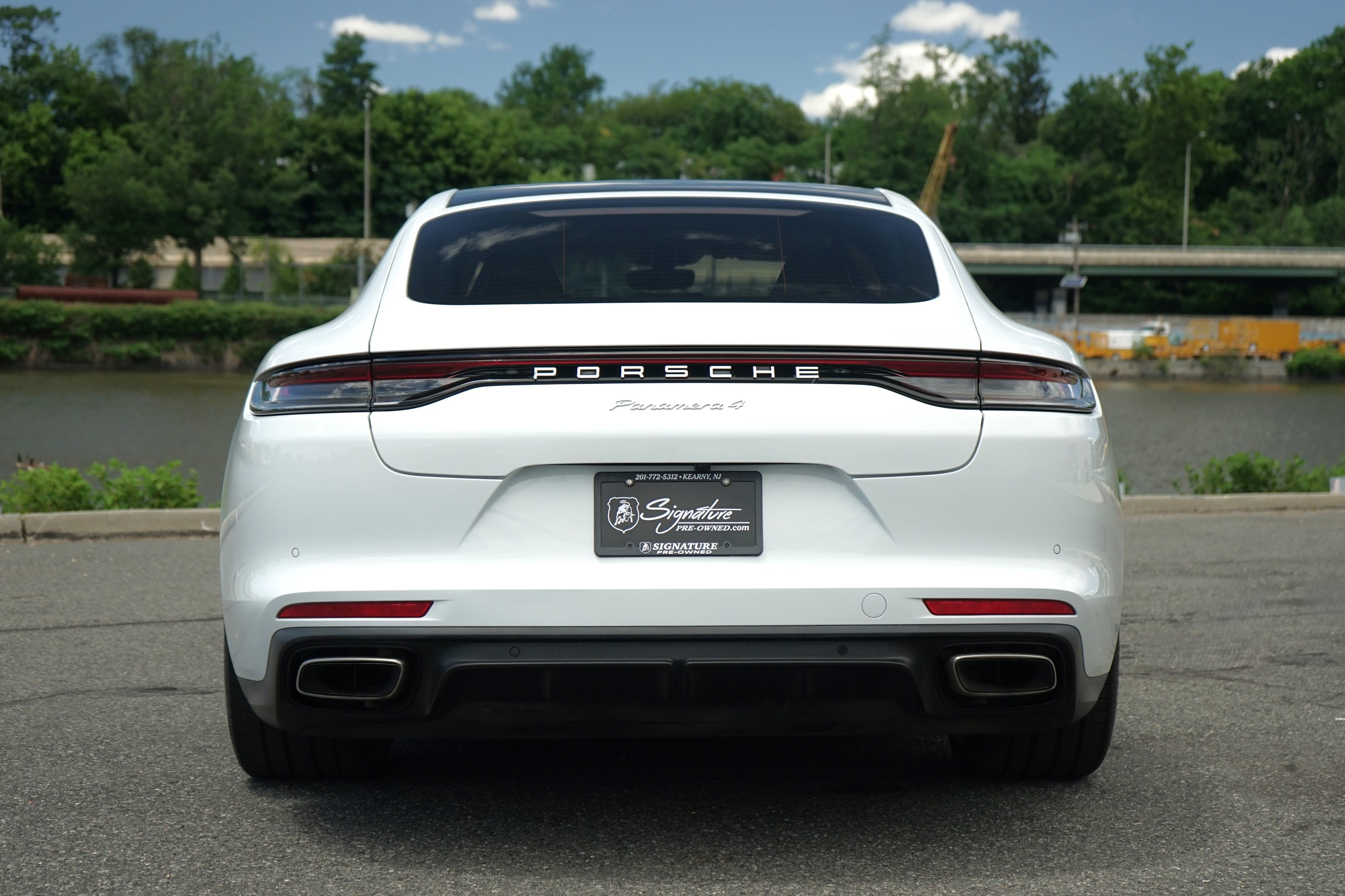 Photo 42 of this Porsche Panamera