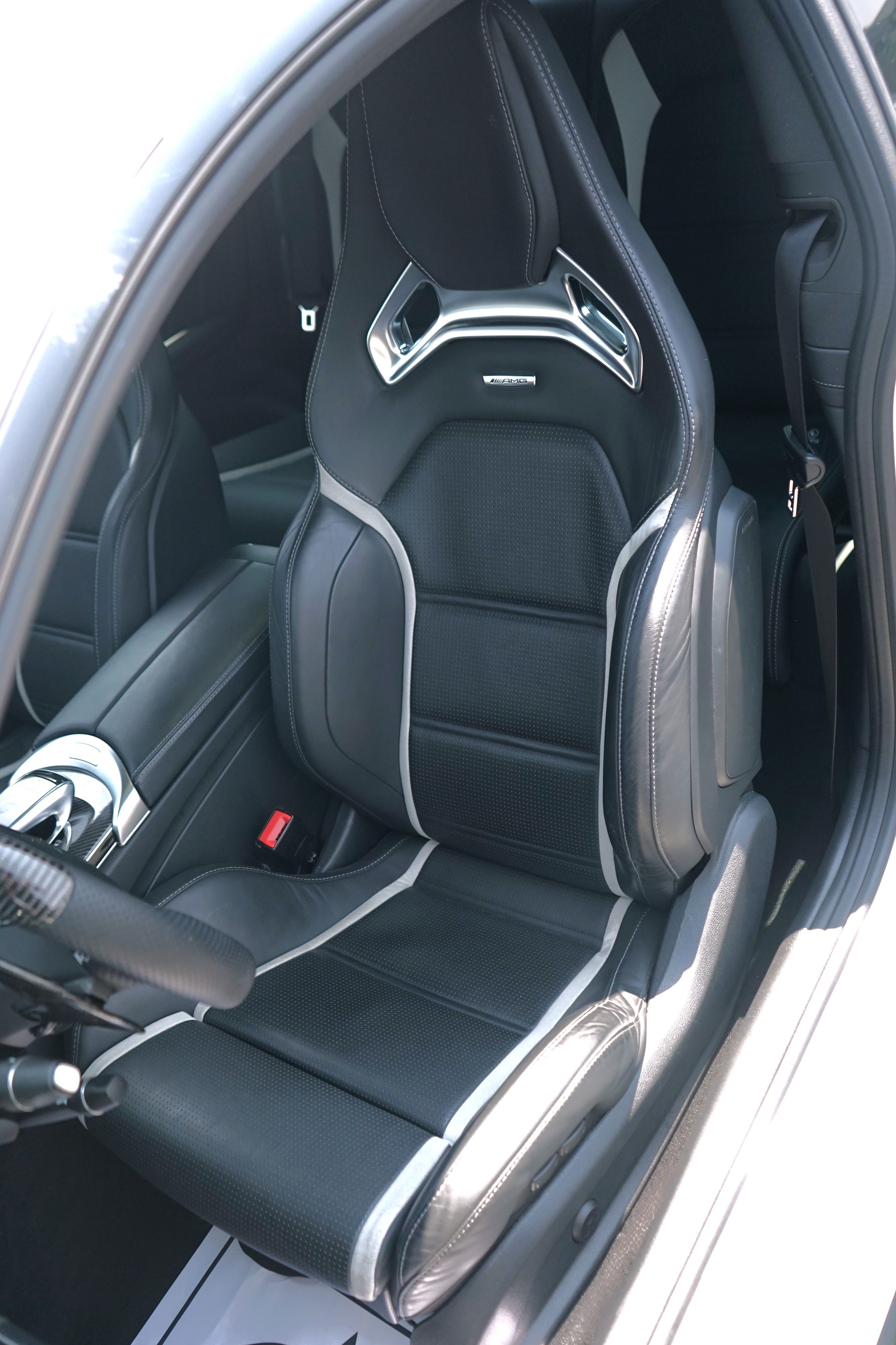 Photo 16 of this Mercedes-Benz AMG C 63