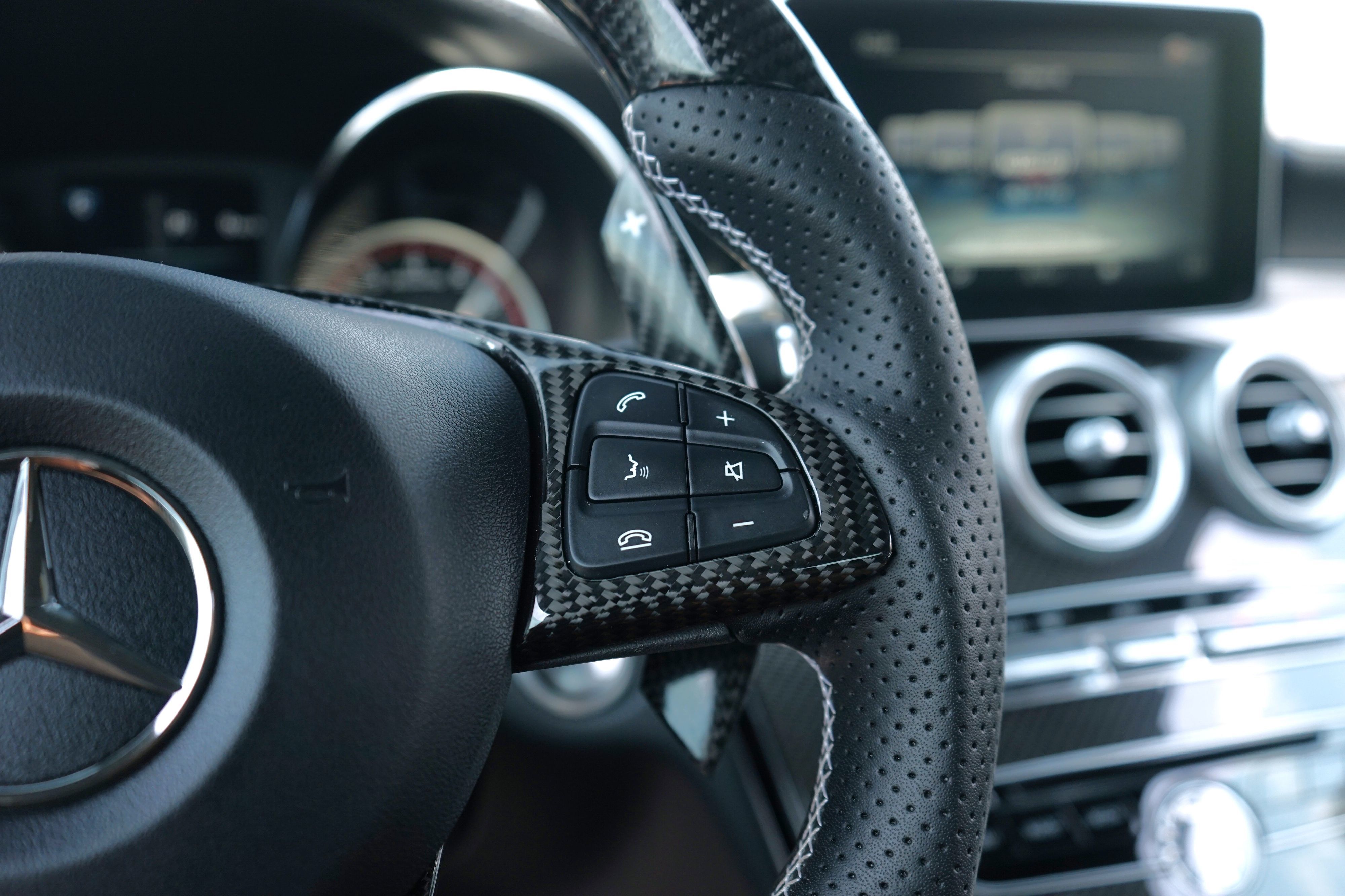 Photo 25 of this Mercedes-Benz AMG C 63