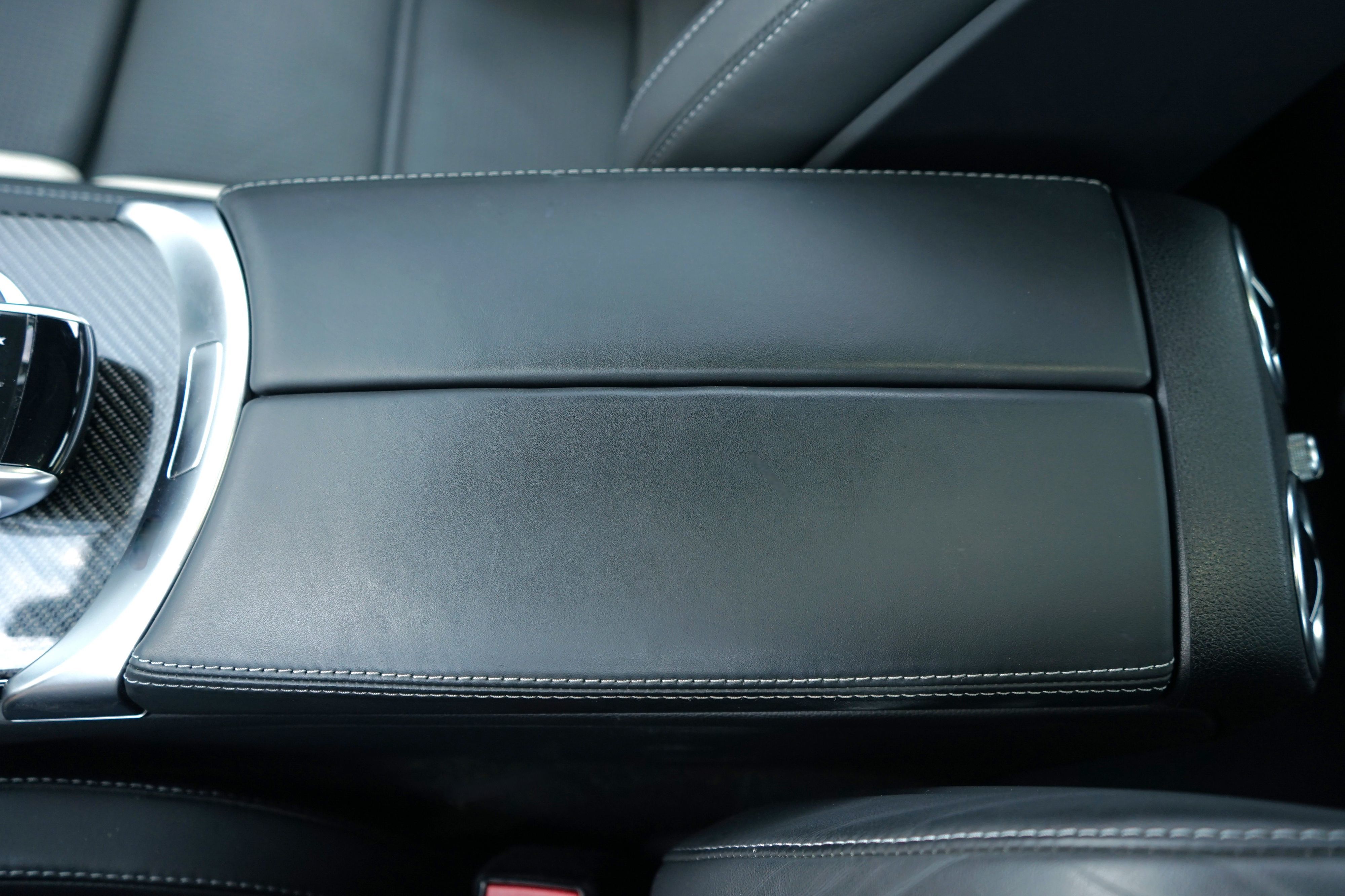 Photo 33 of this Mercedes-Benz AMG C 63