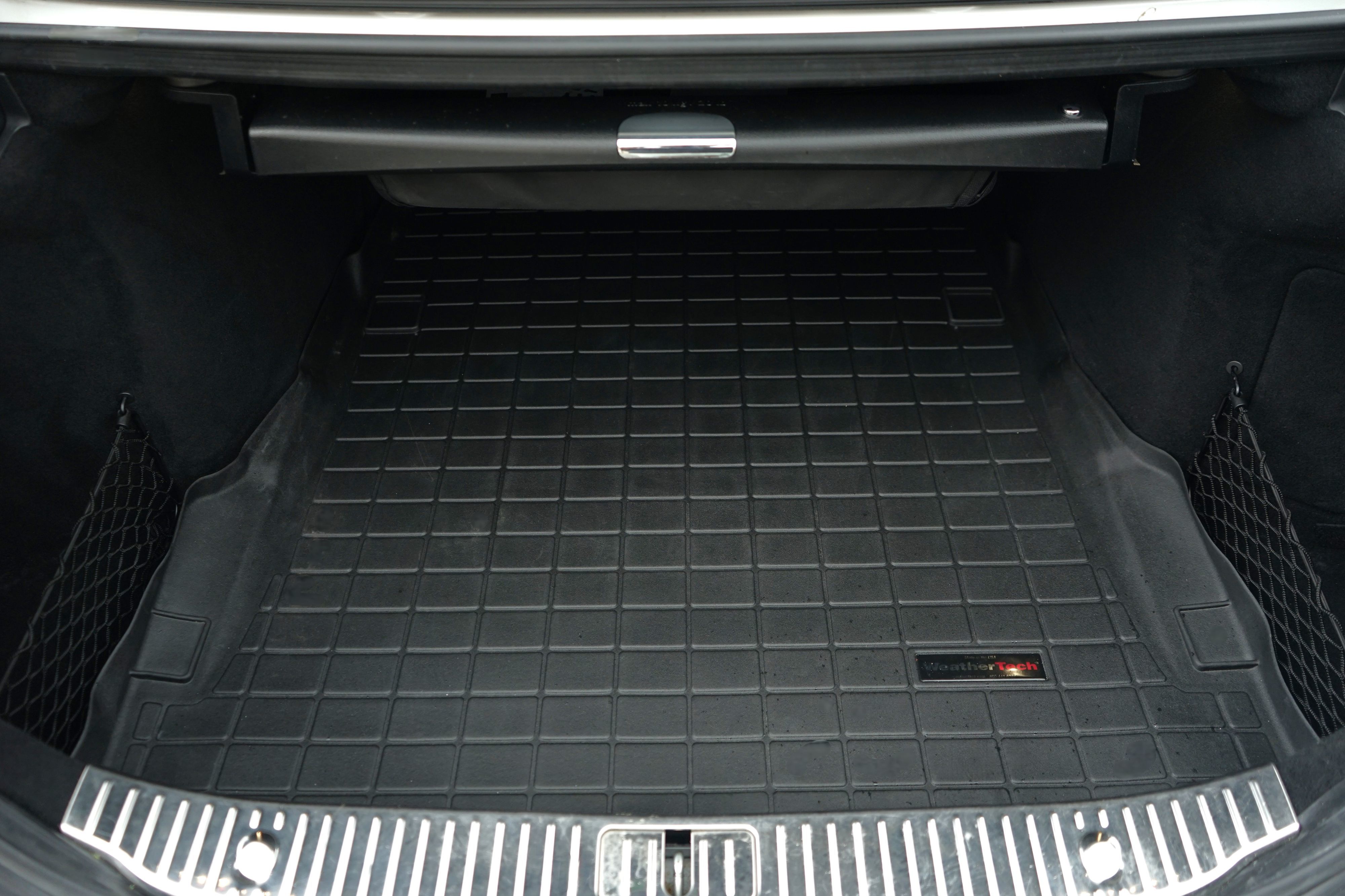 Photo 43 of this Mercedes-Benz S 550
