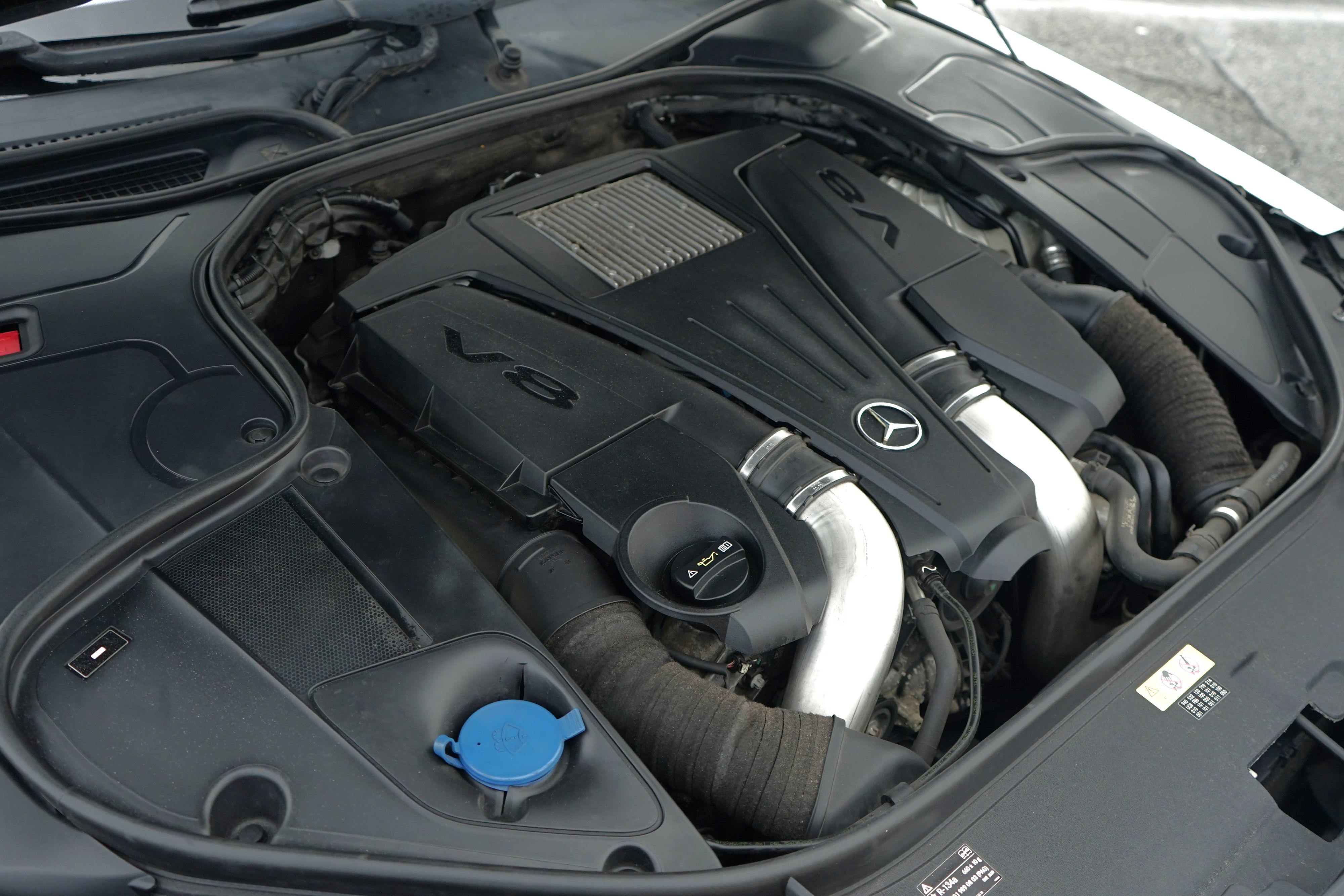 Photo 46 of this Mercedes-Benz S 550