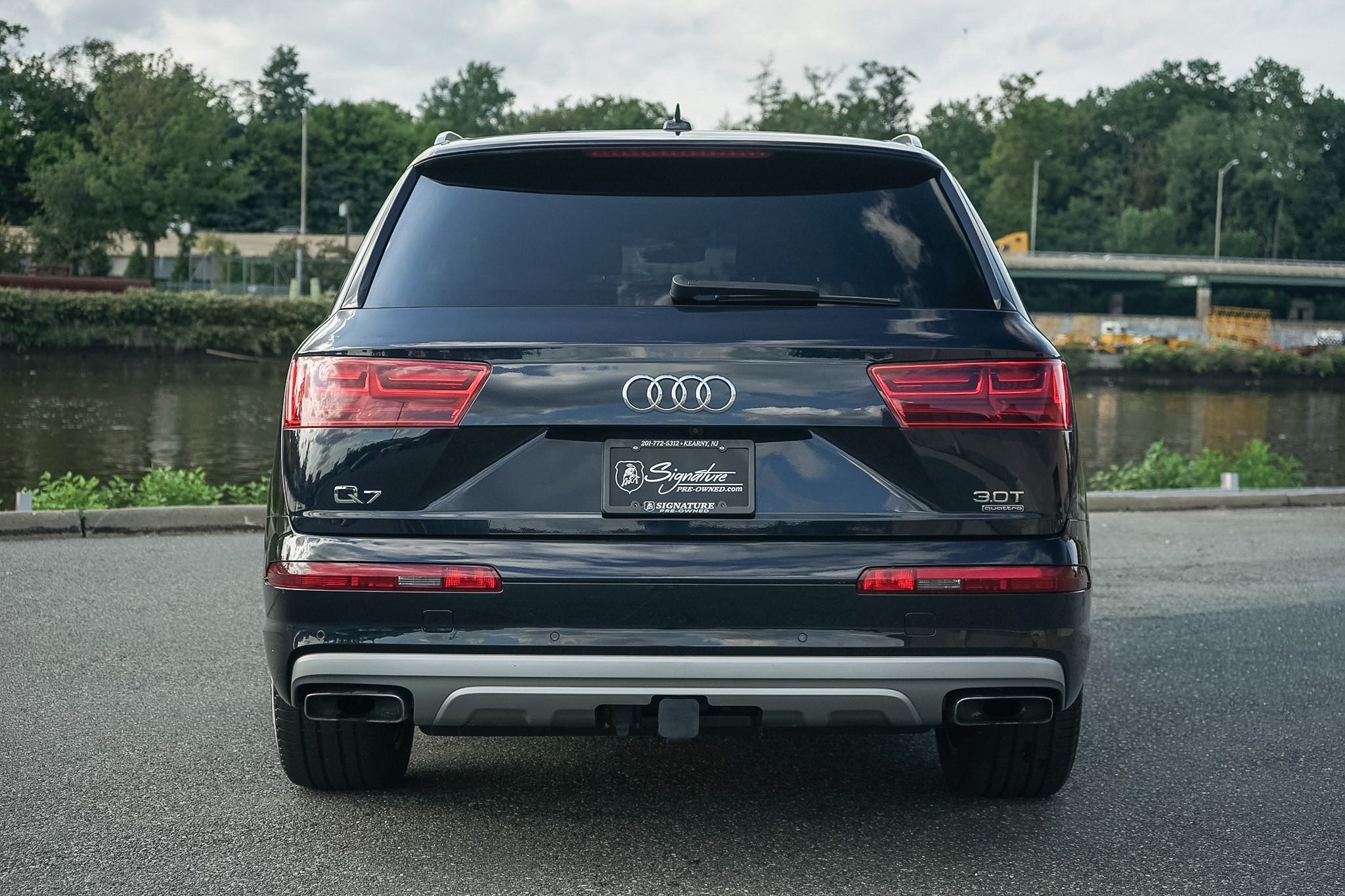 Photo 50 of this Audi Q7
