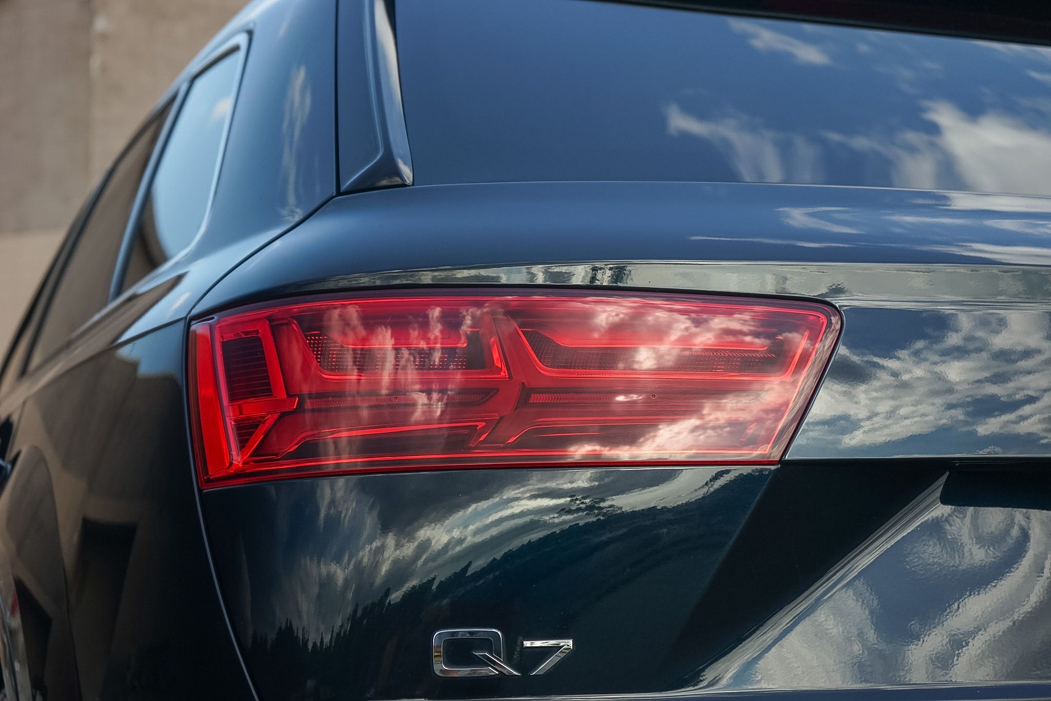 Photo 47 of this Audi Q7