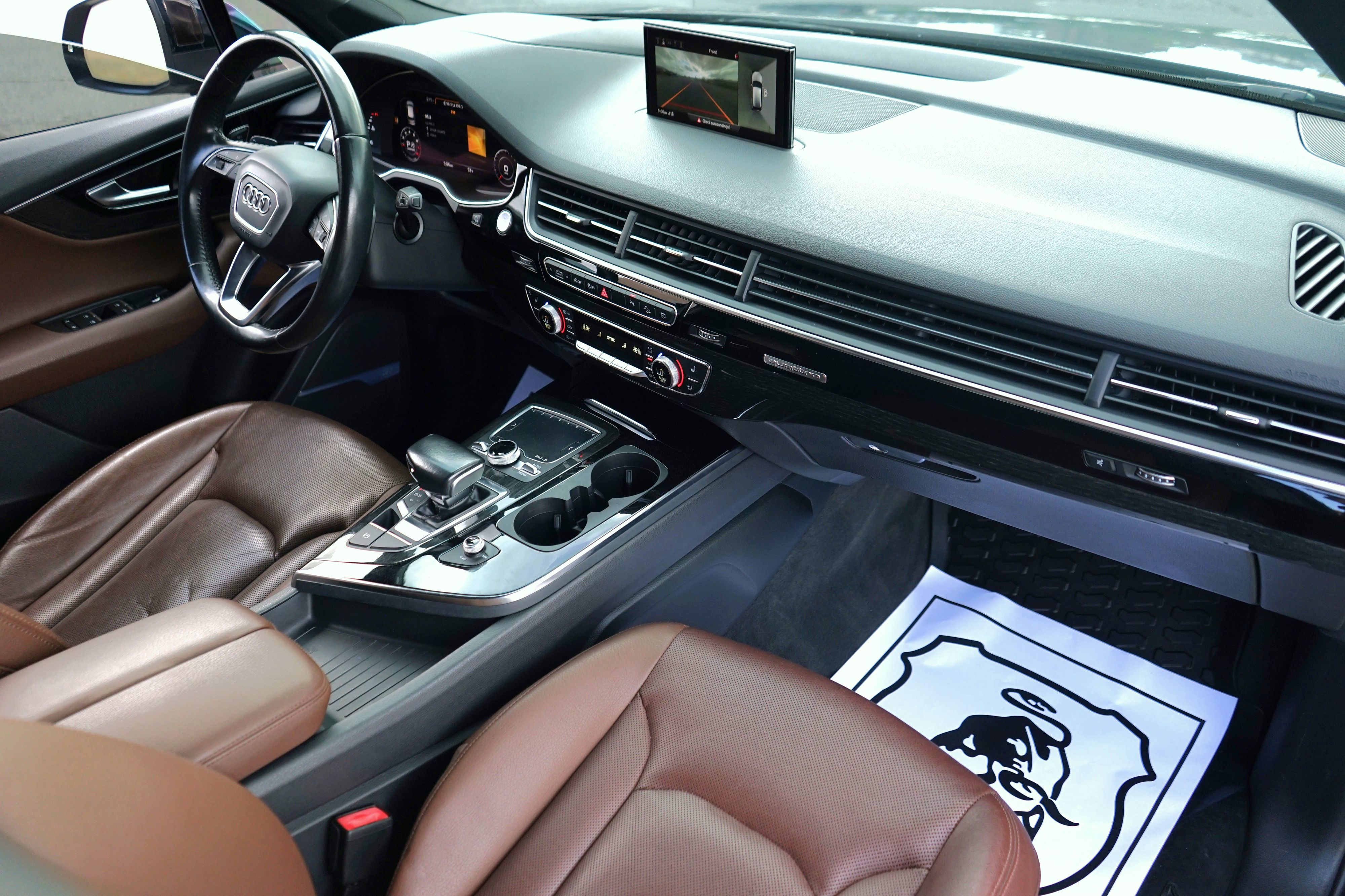 Photo 29 of this Audi Q7