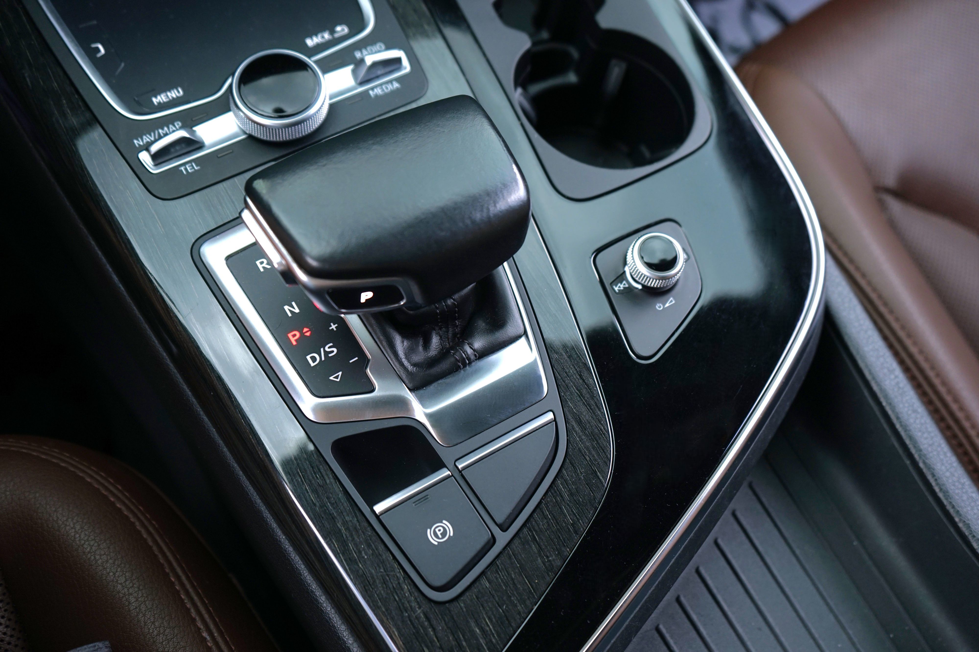 Photo 26 of this Audi Q7