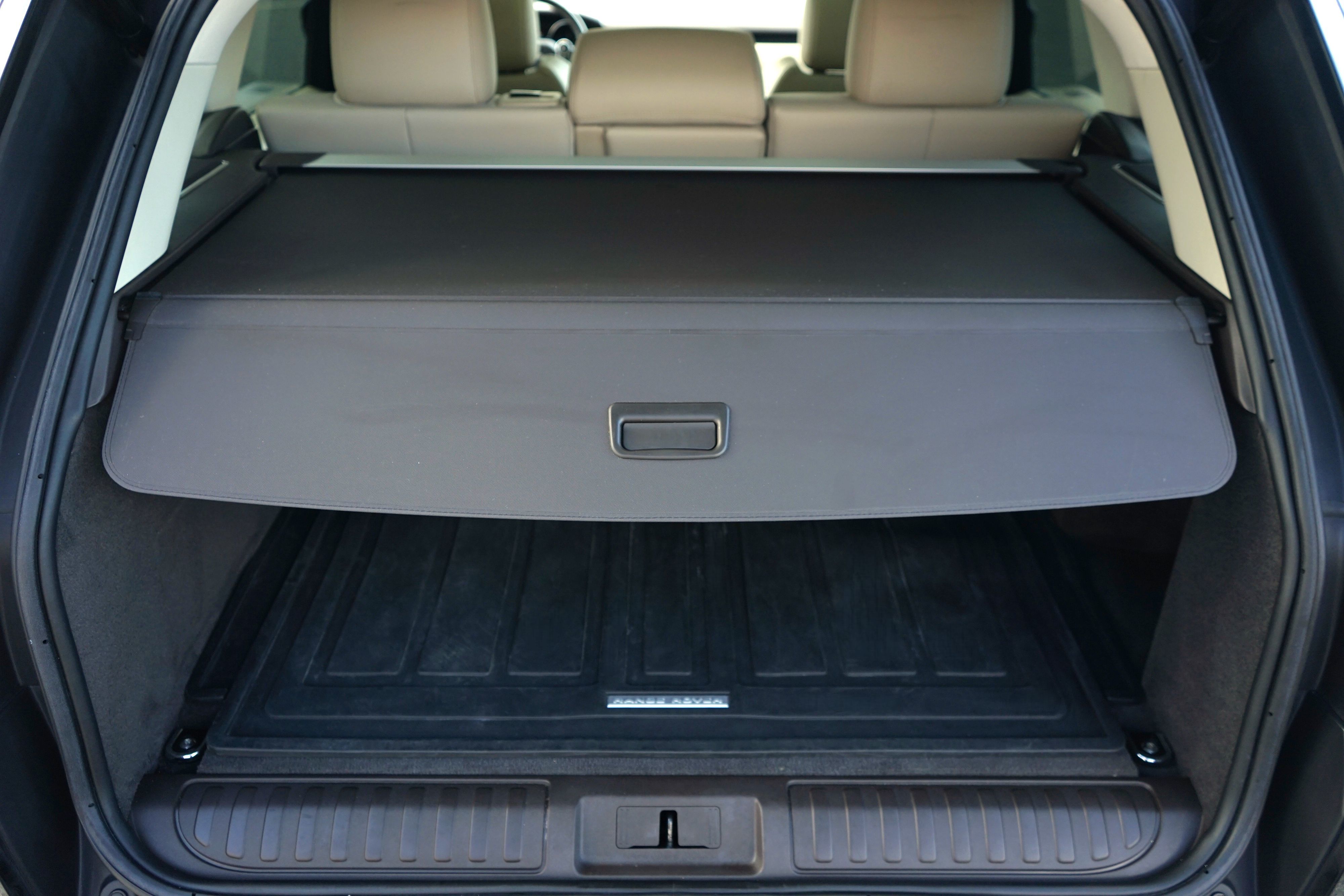 Photo 37 of this Land Rover Range Rover Sport