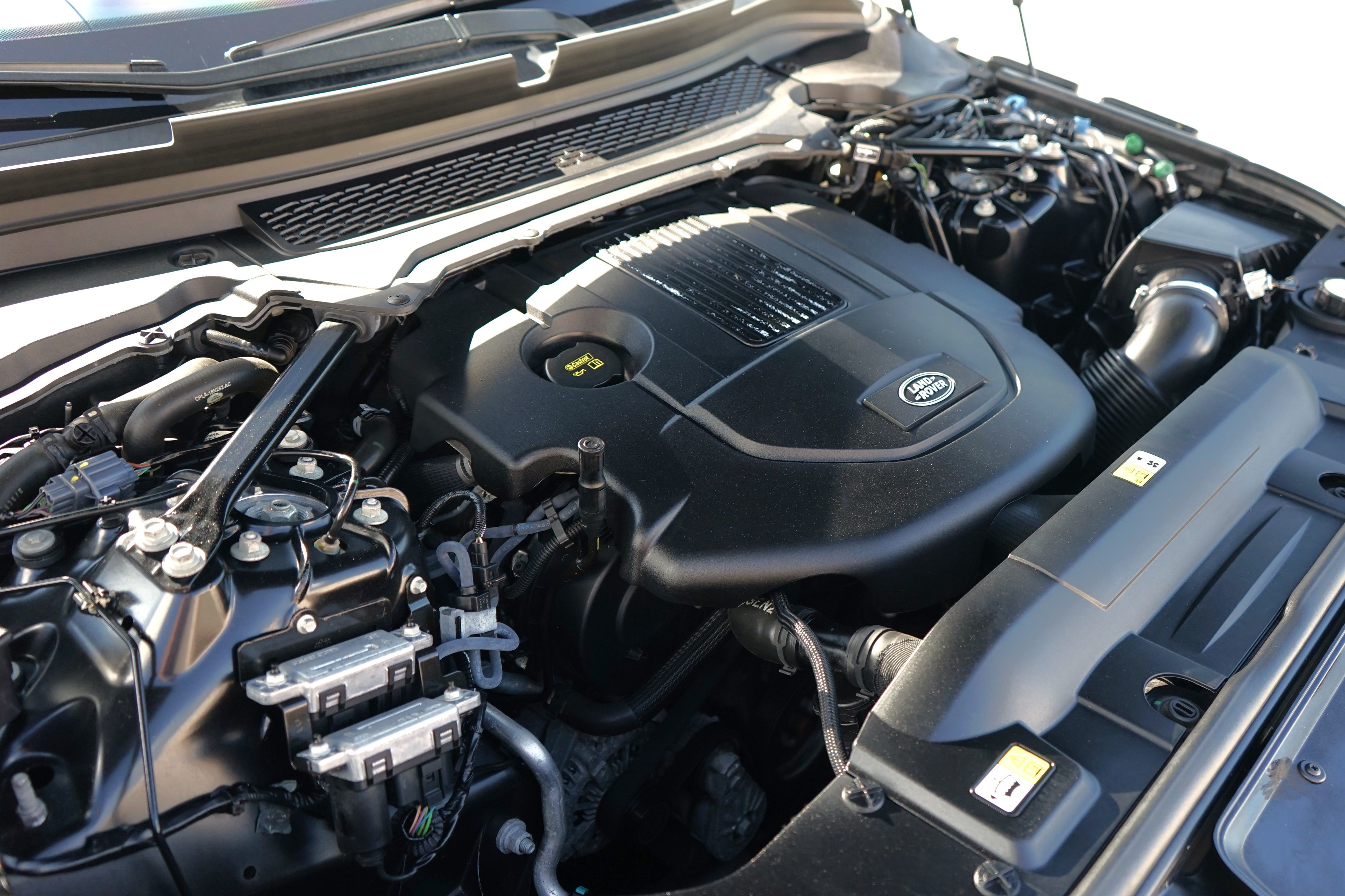 Photo 42 of this Land Rover Range Rover Sport