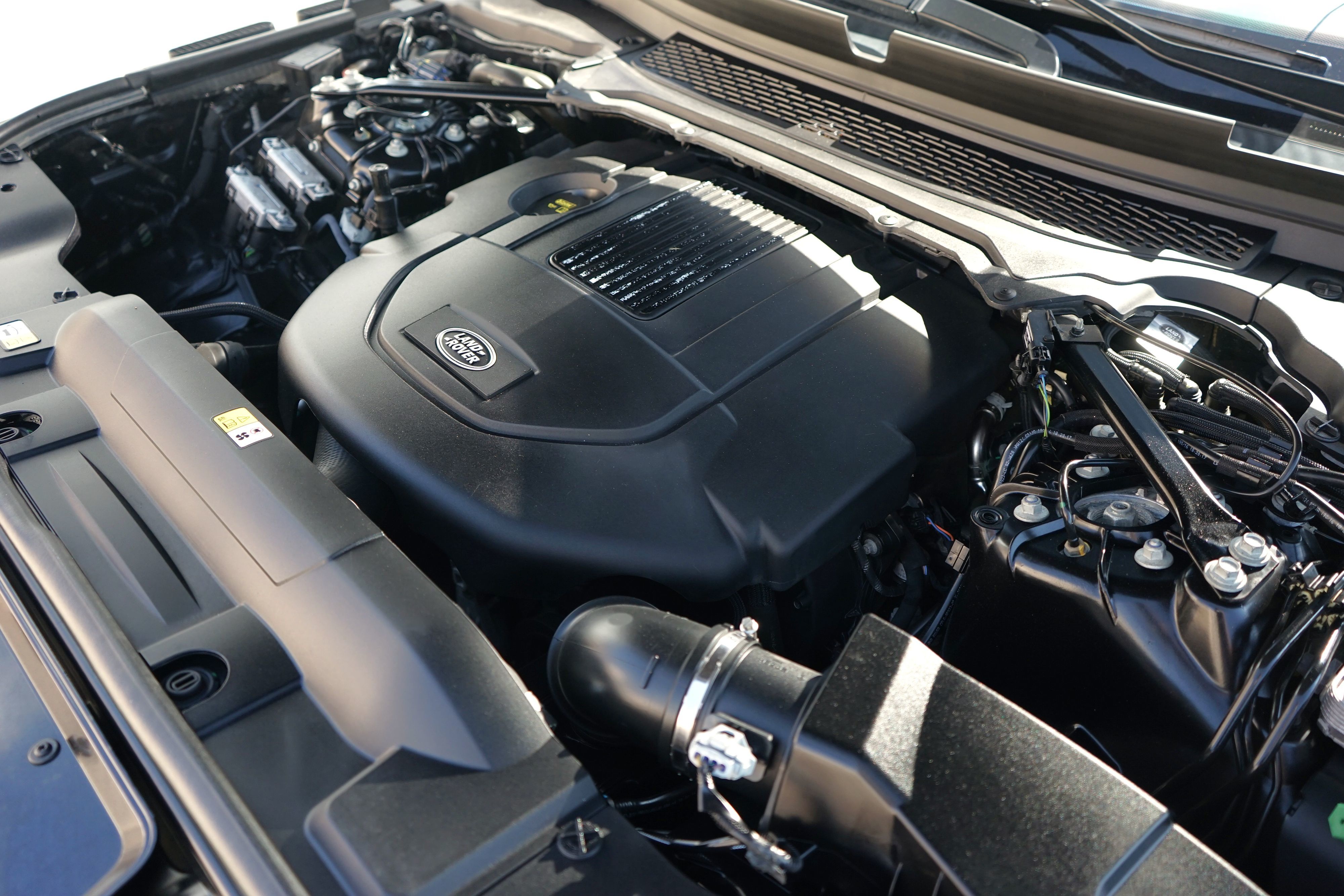 Photo 43 of this Land Rover Range Rover Sport