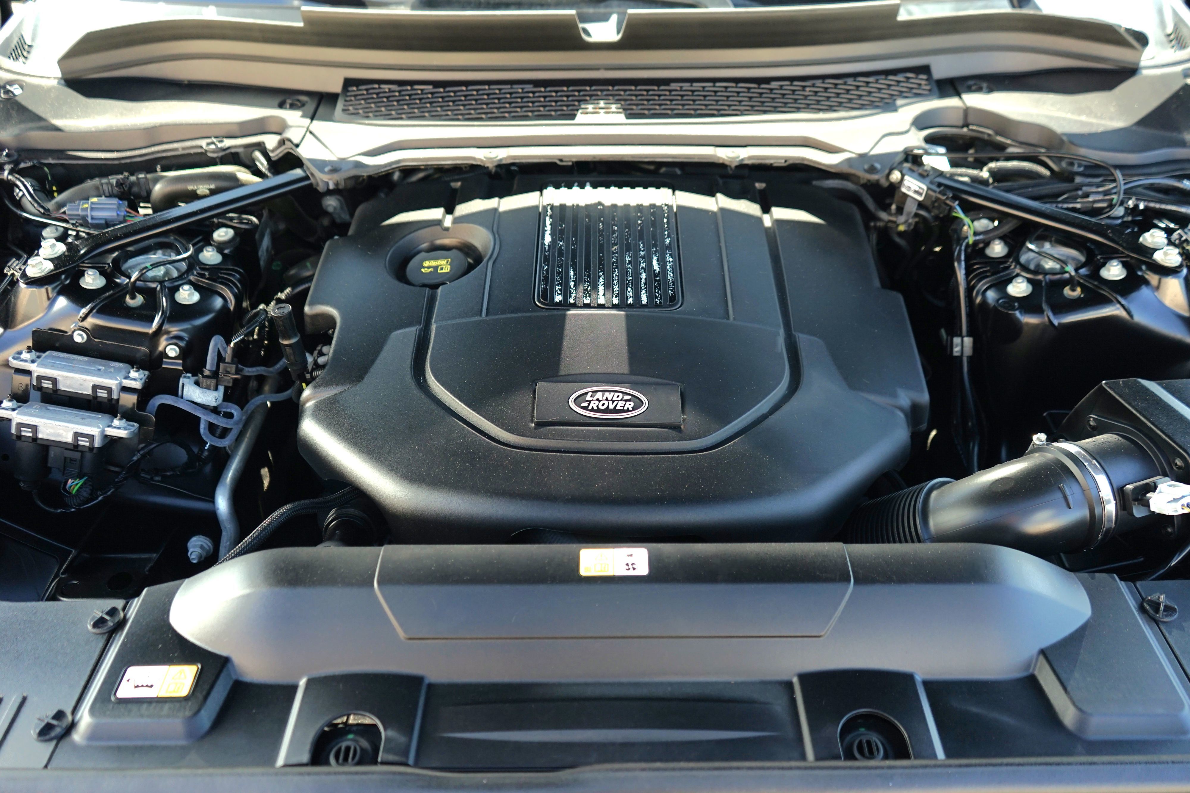 Photo 44 of this Land Rover Range Rover Sport