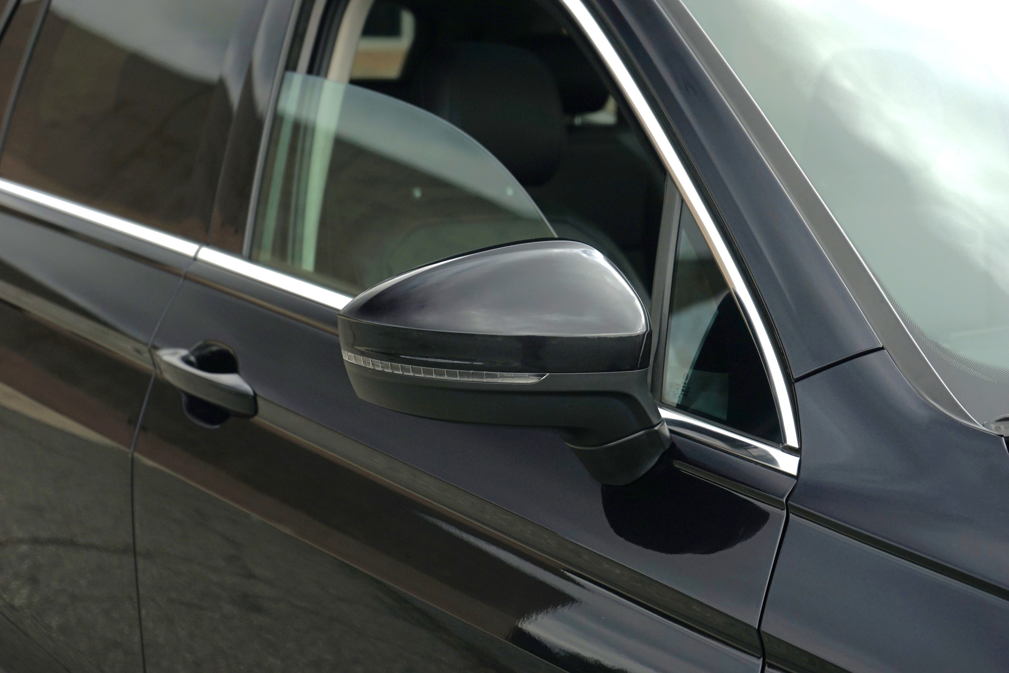 Photo 5 of this Volkswagen Tiguan