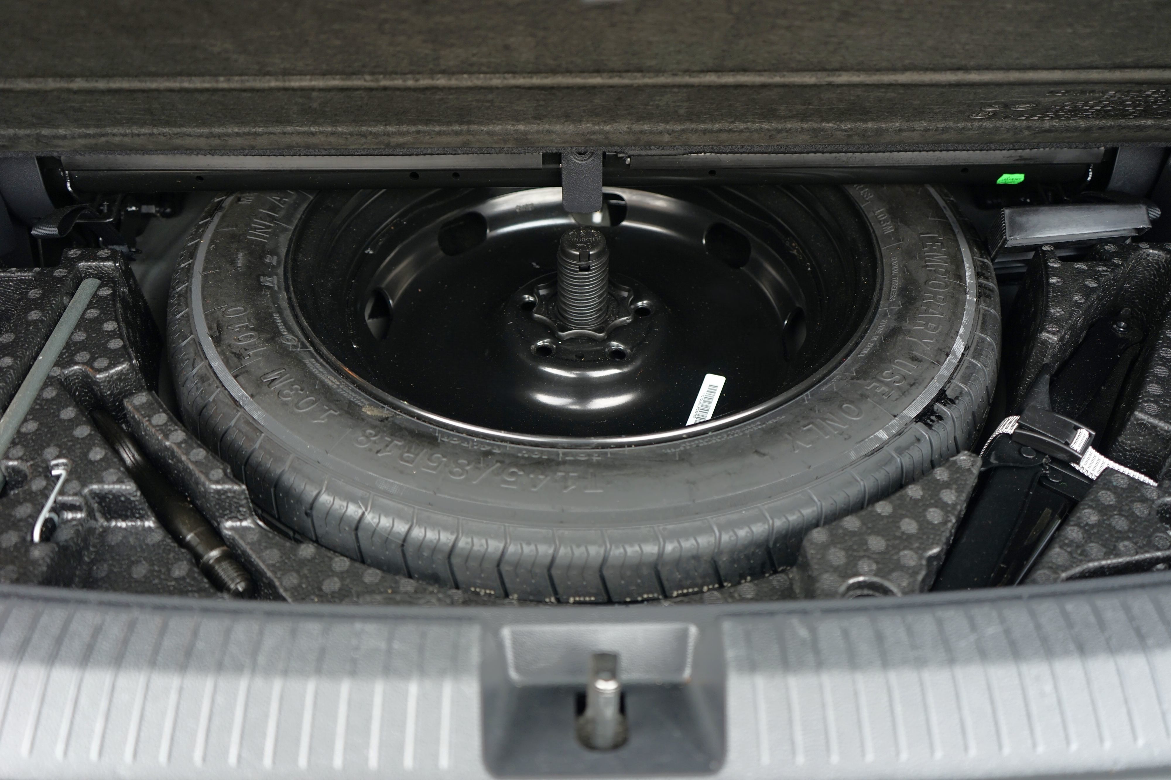 Photo 43 of this Volkswagen Tiguan