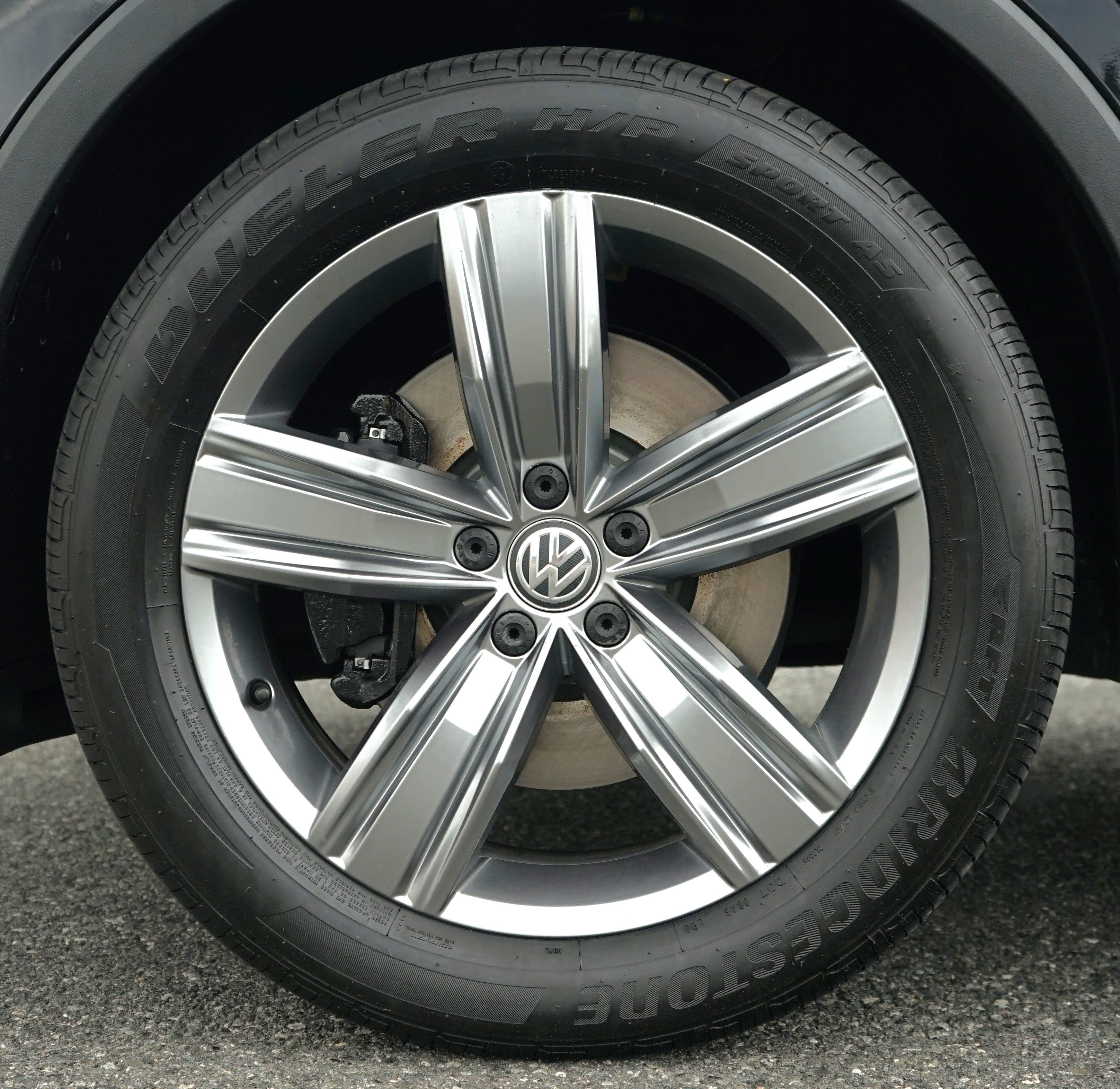 Photo 48 of this Volkswagen Tiguan