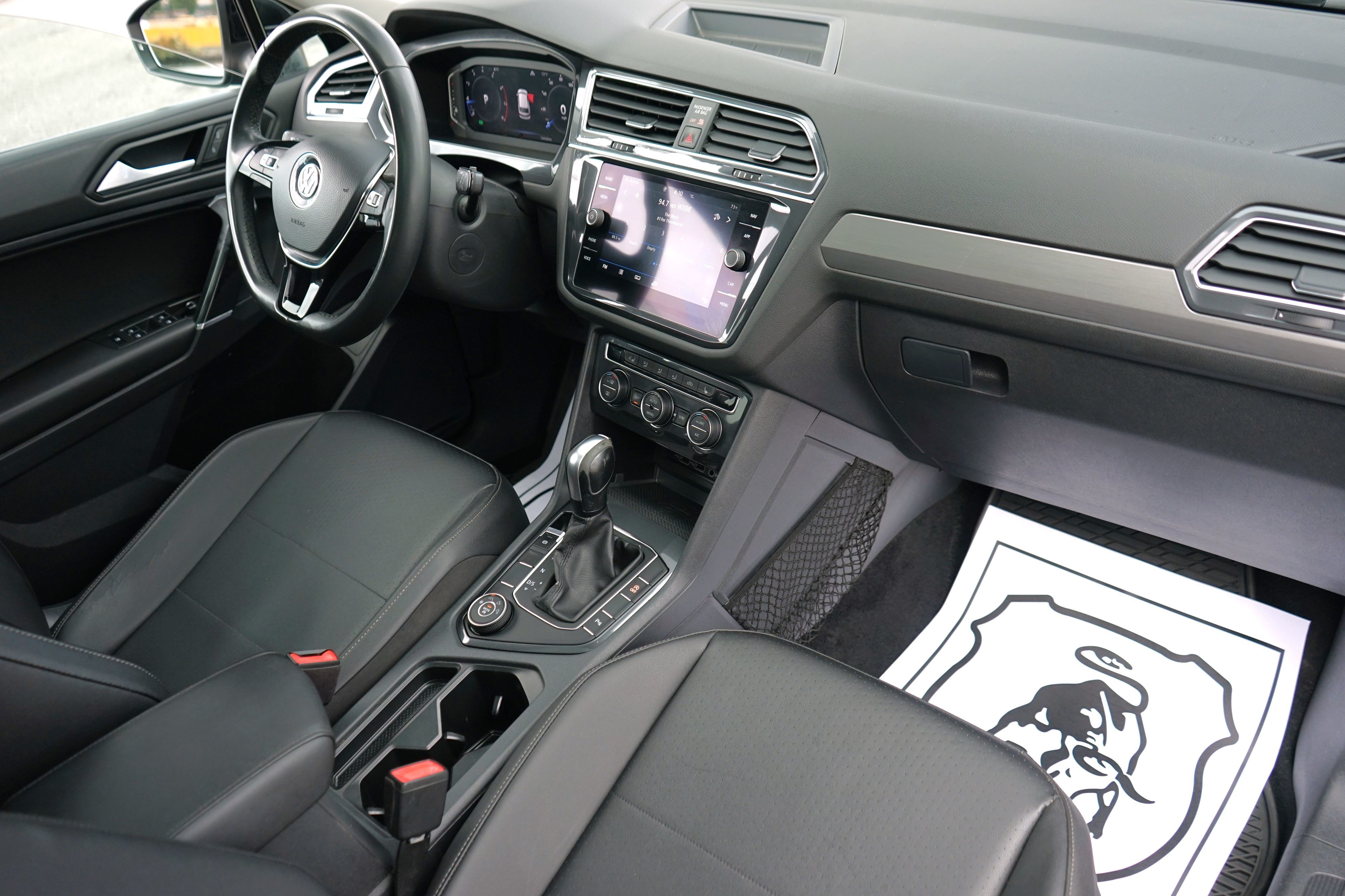 Photo 27 of this Volkswagen Tiguan