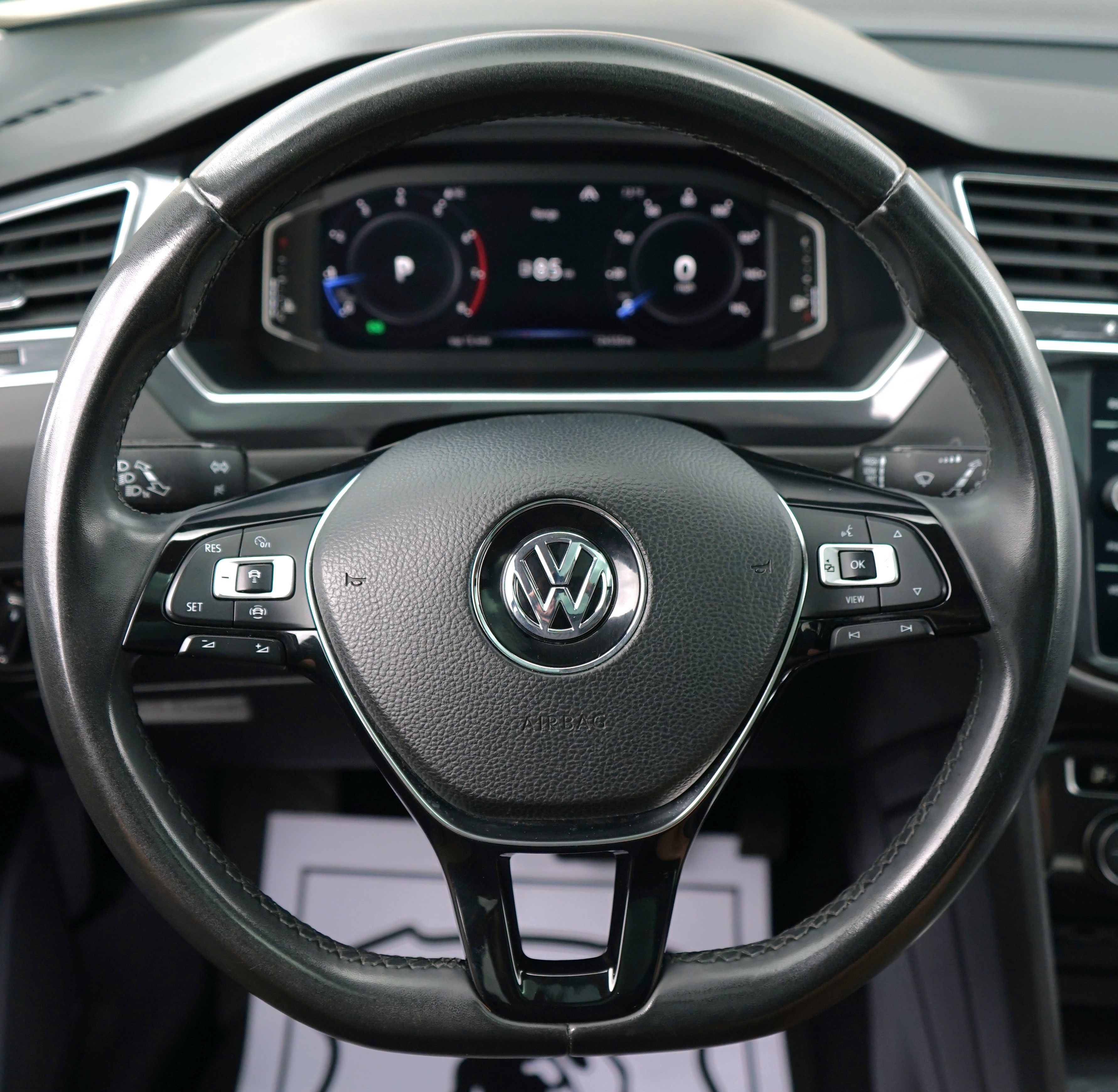 Photo 16 of this Volkswagen Tiguan