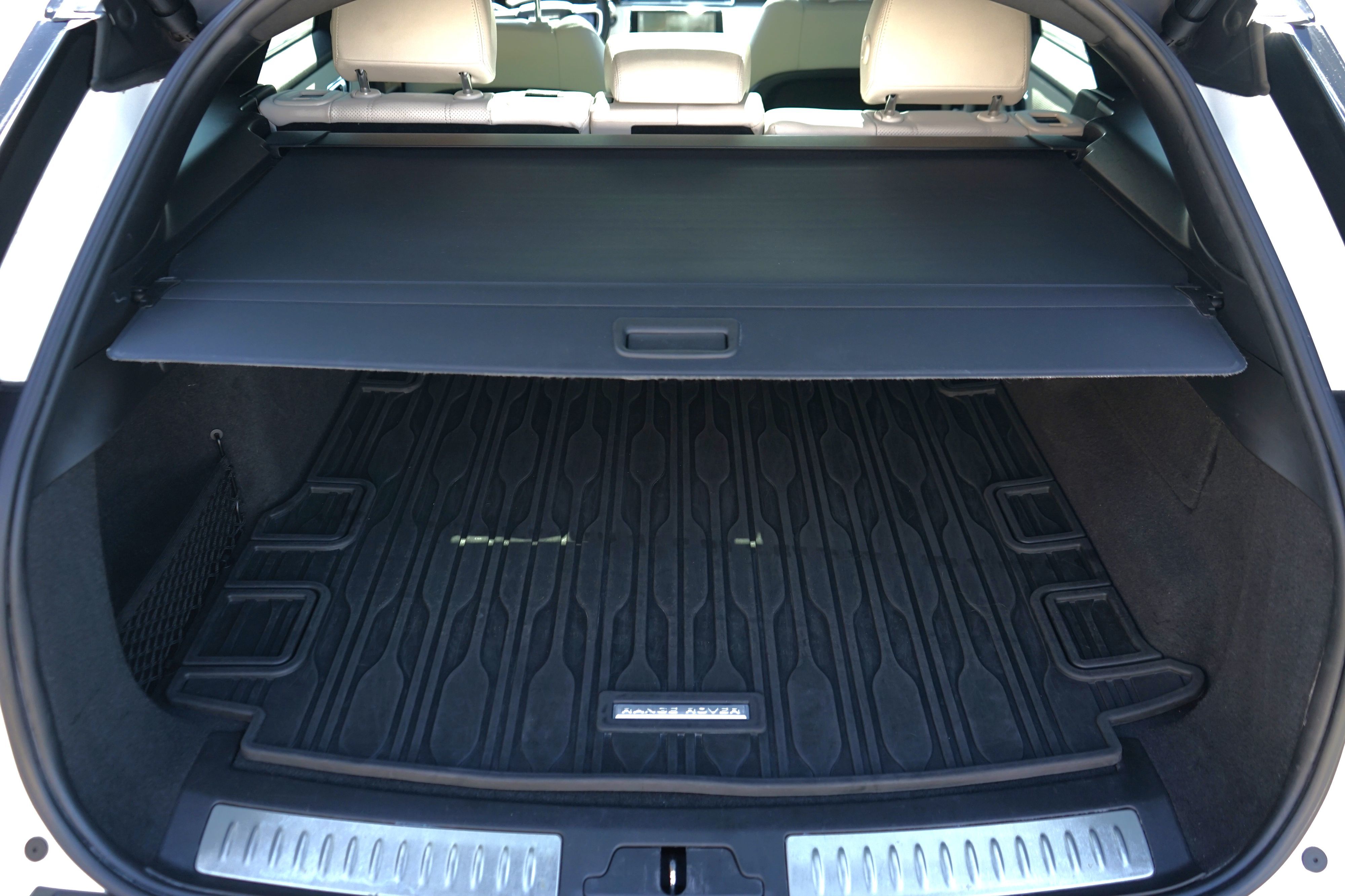 Photo 39 of this Land Rover Range Rover Velar