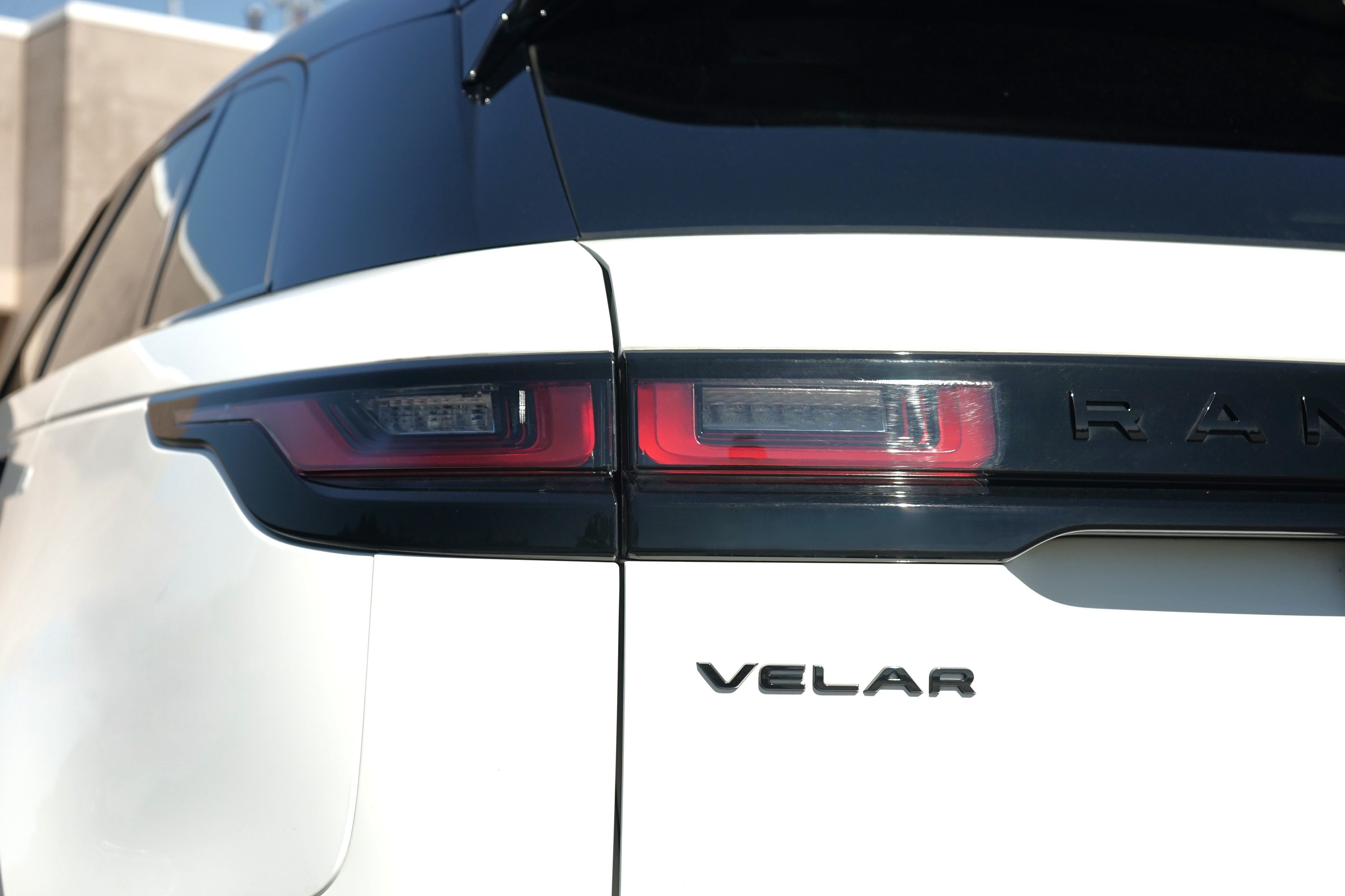 Photo 38 of this Land Rover Range Rover Velar
