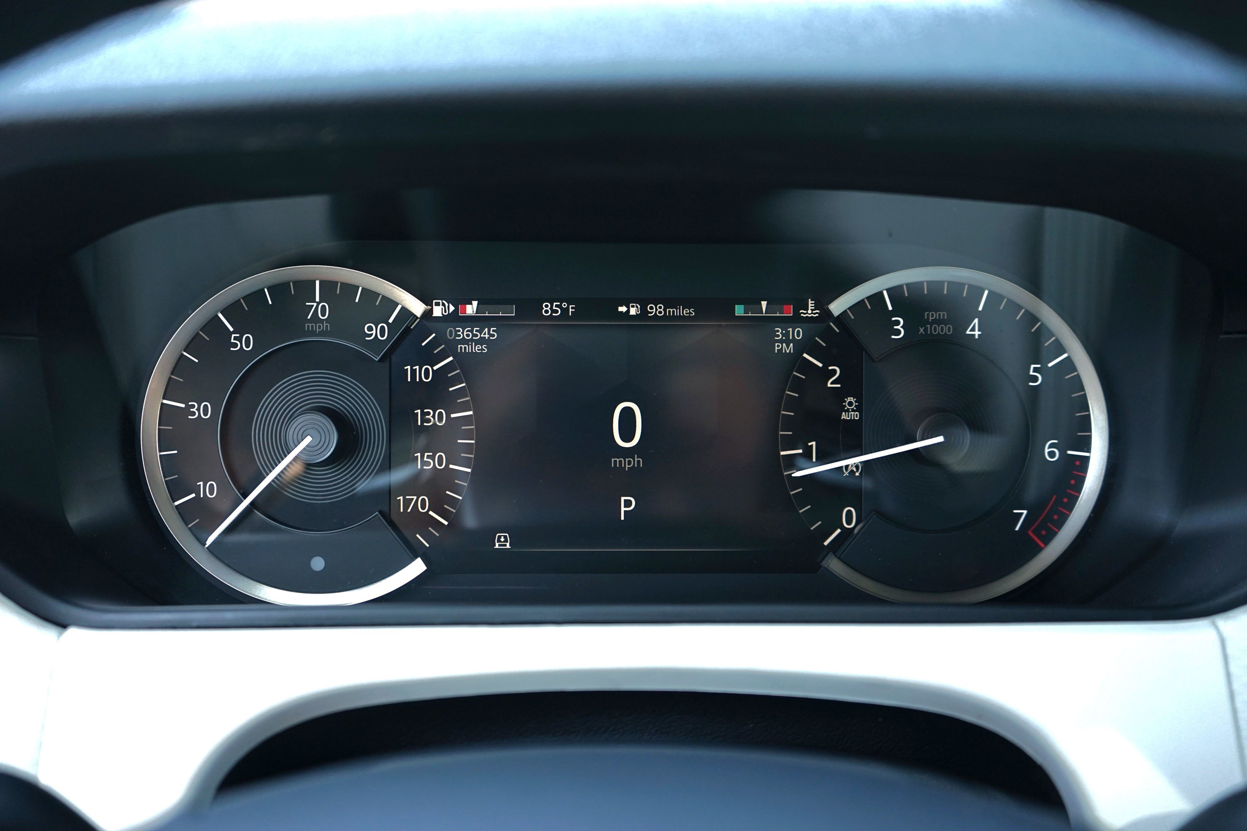 Photo 18 of this Land Rover Range Rover Velar