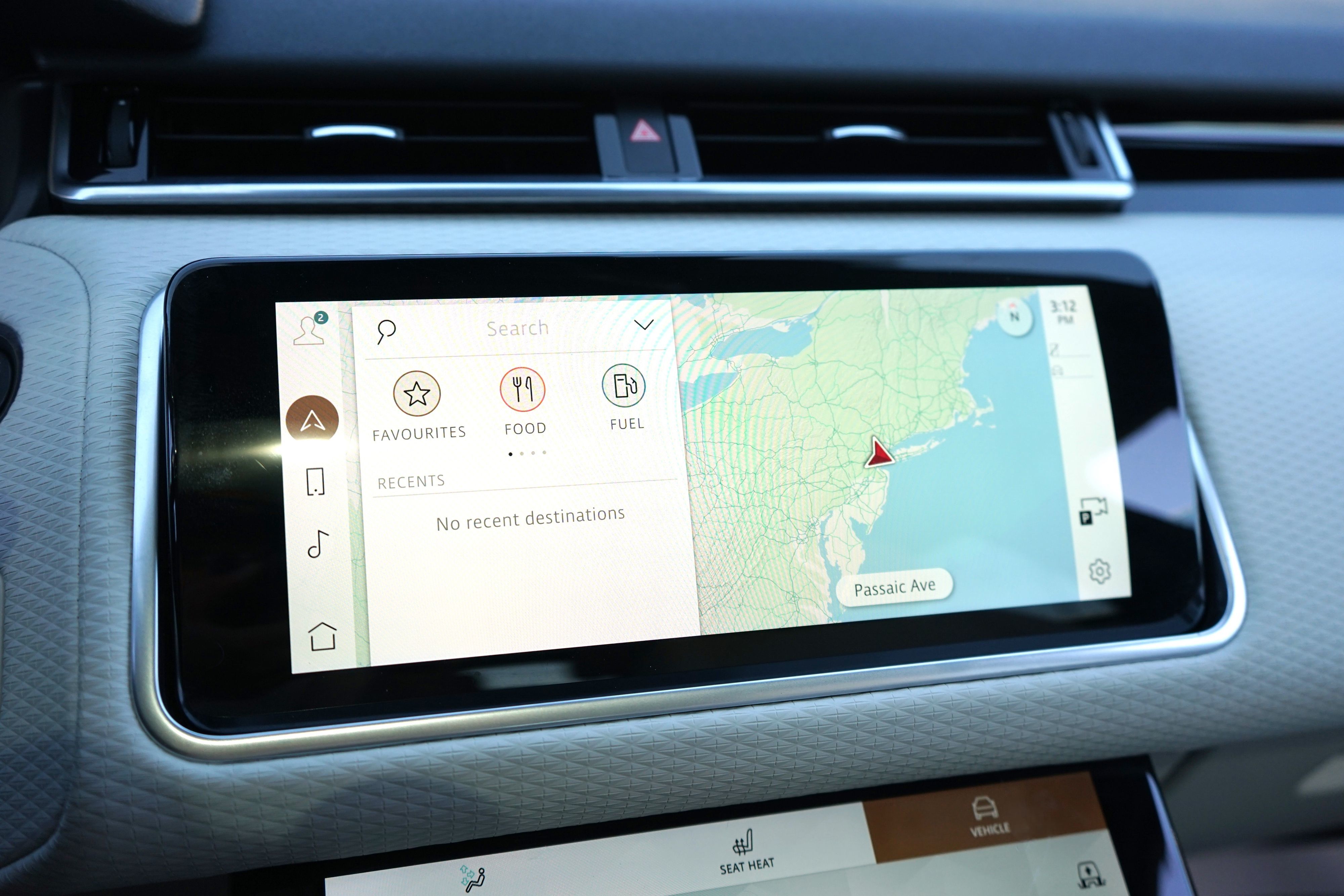 Photo 22 of this Land Rover Range Rover Velar
