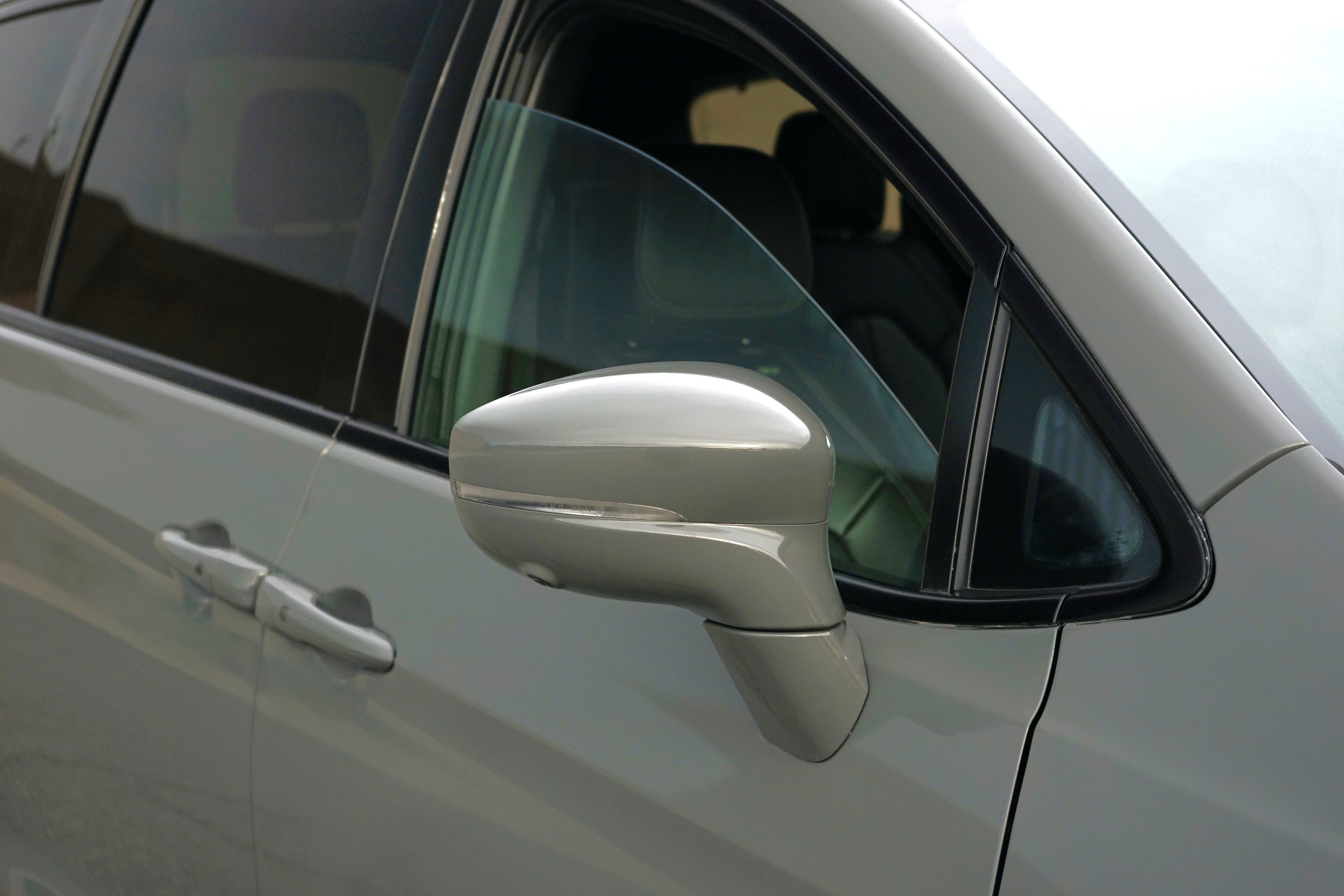 Photo 5 of this Chrysler Pacifica