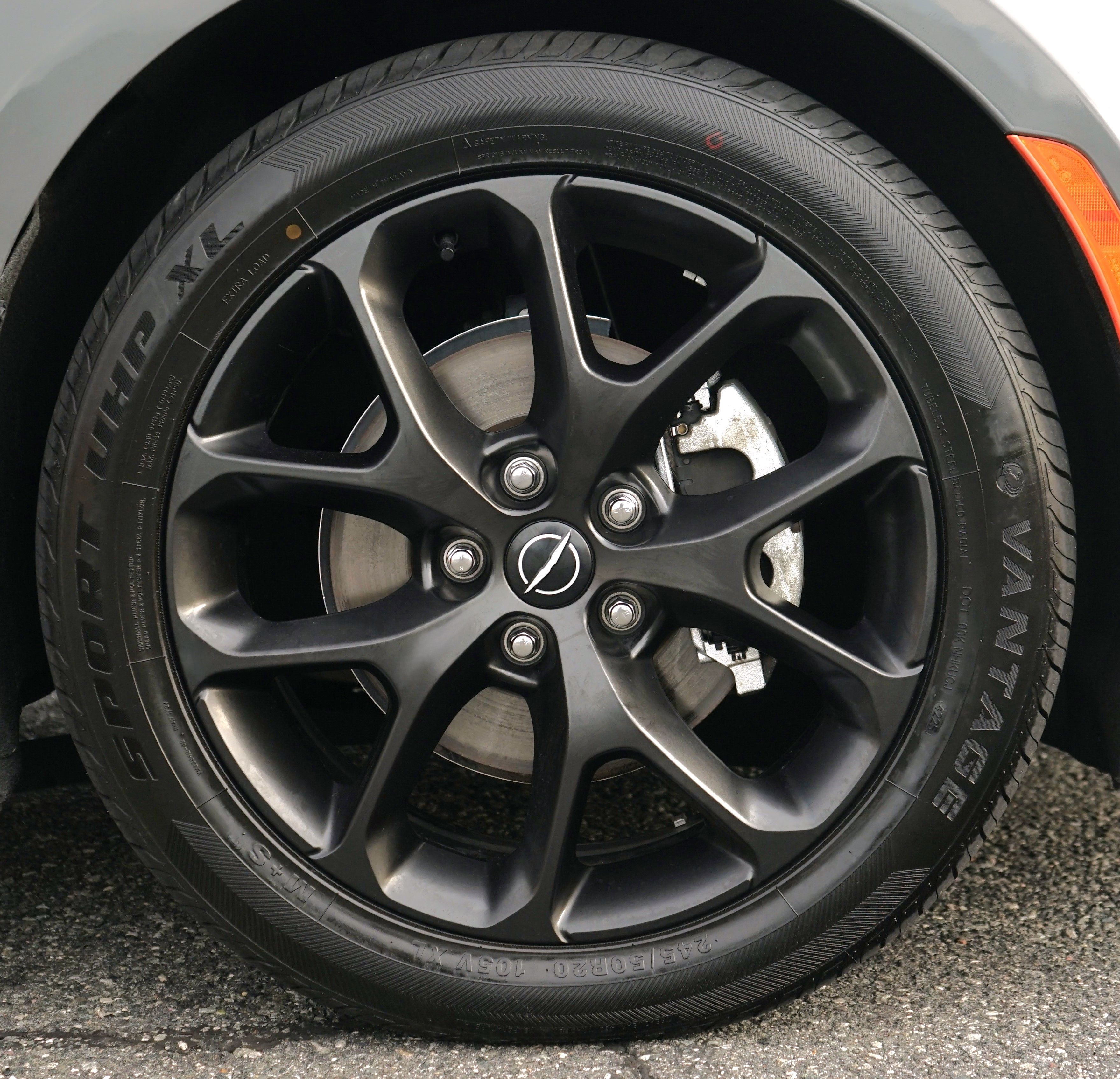 Photo 47 of this Chrysler Pacifica