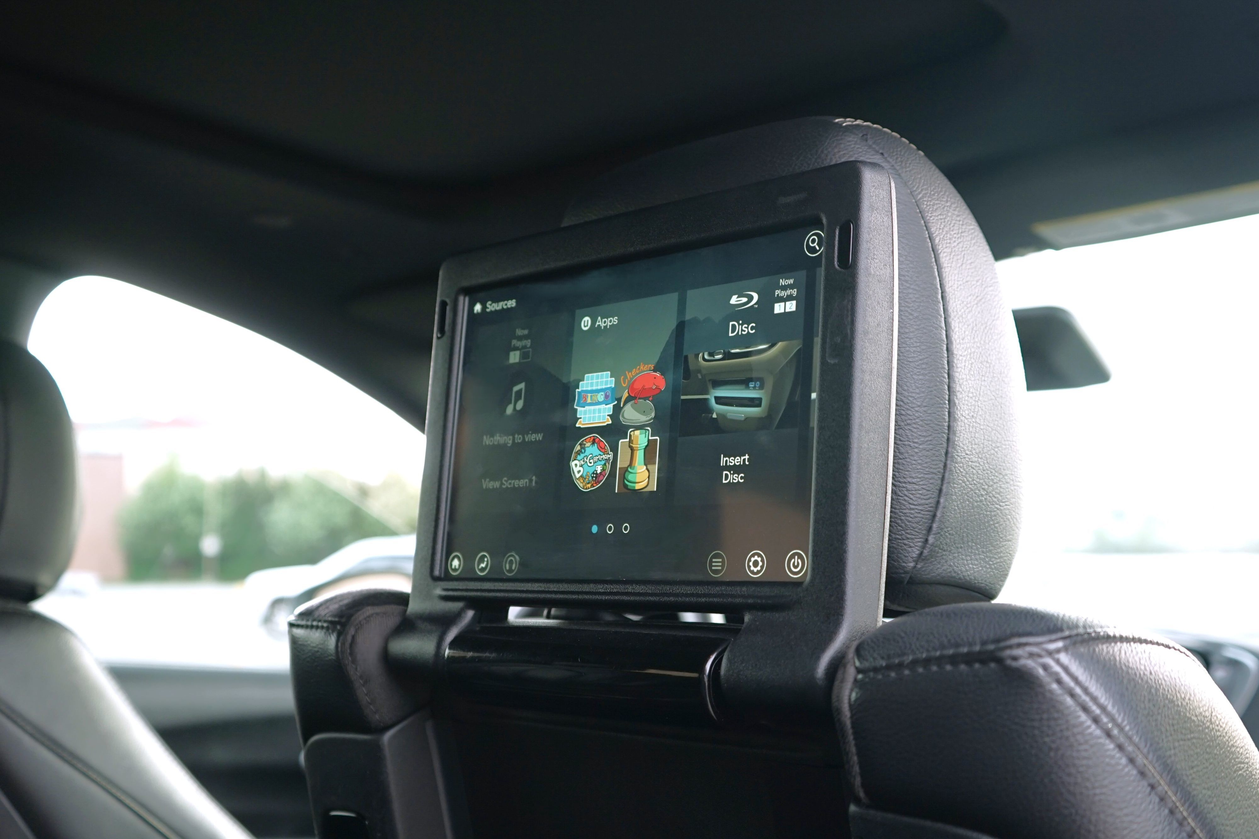 Photo 34 of this Chrysler Pacifica