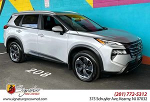 View 2024 Nissan Rogue