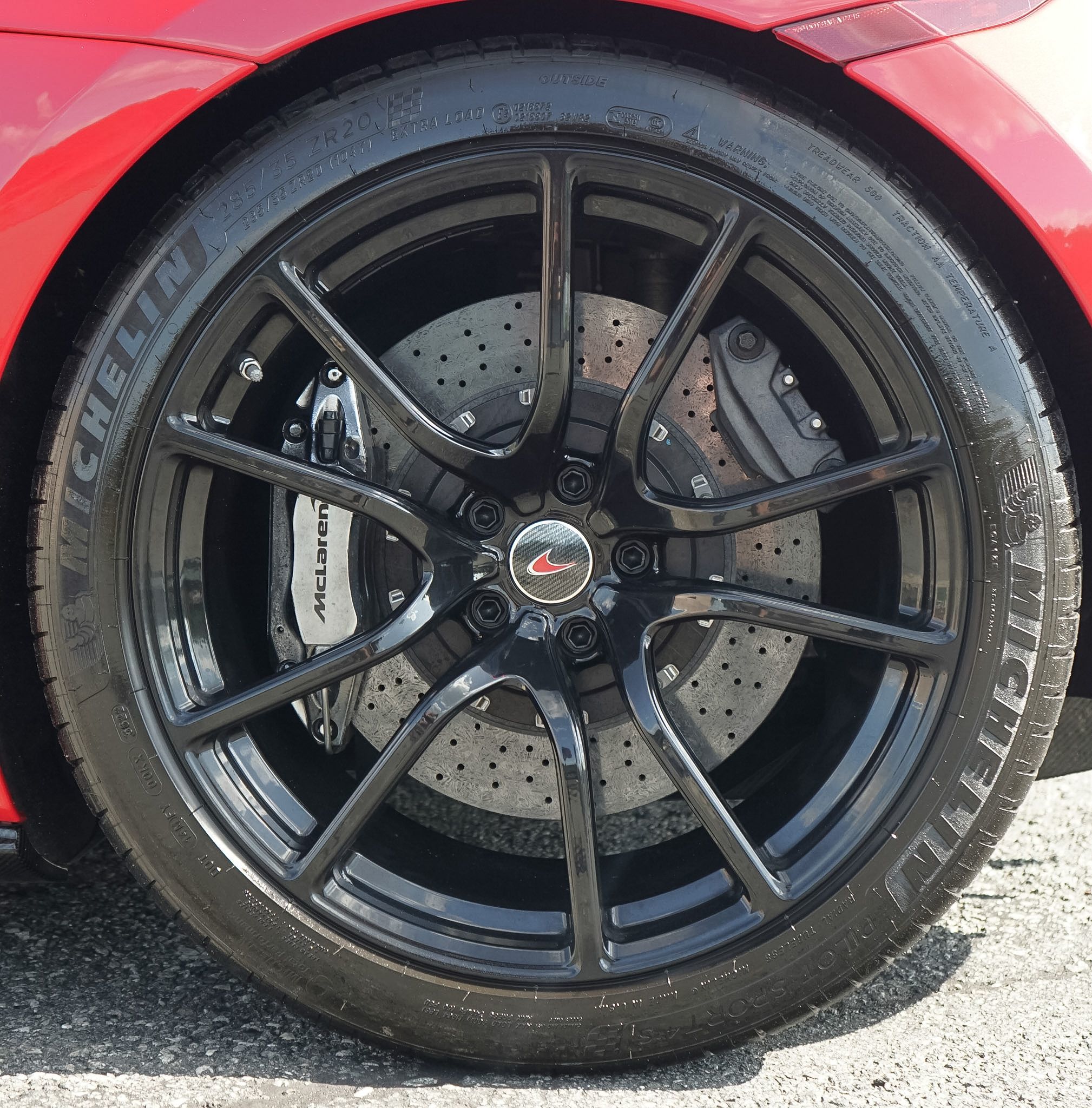 Photo 46 of this McLaren 570S