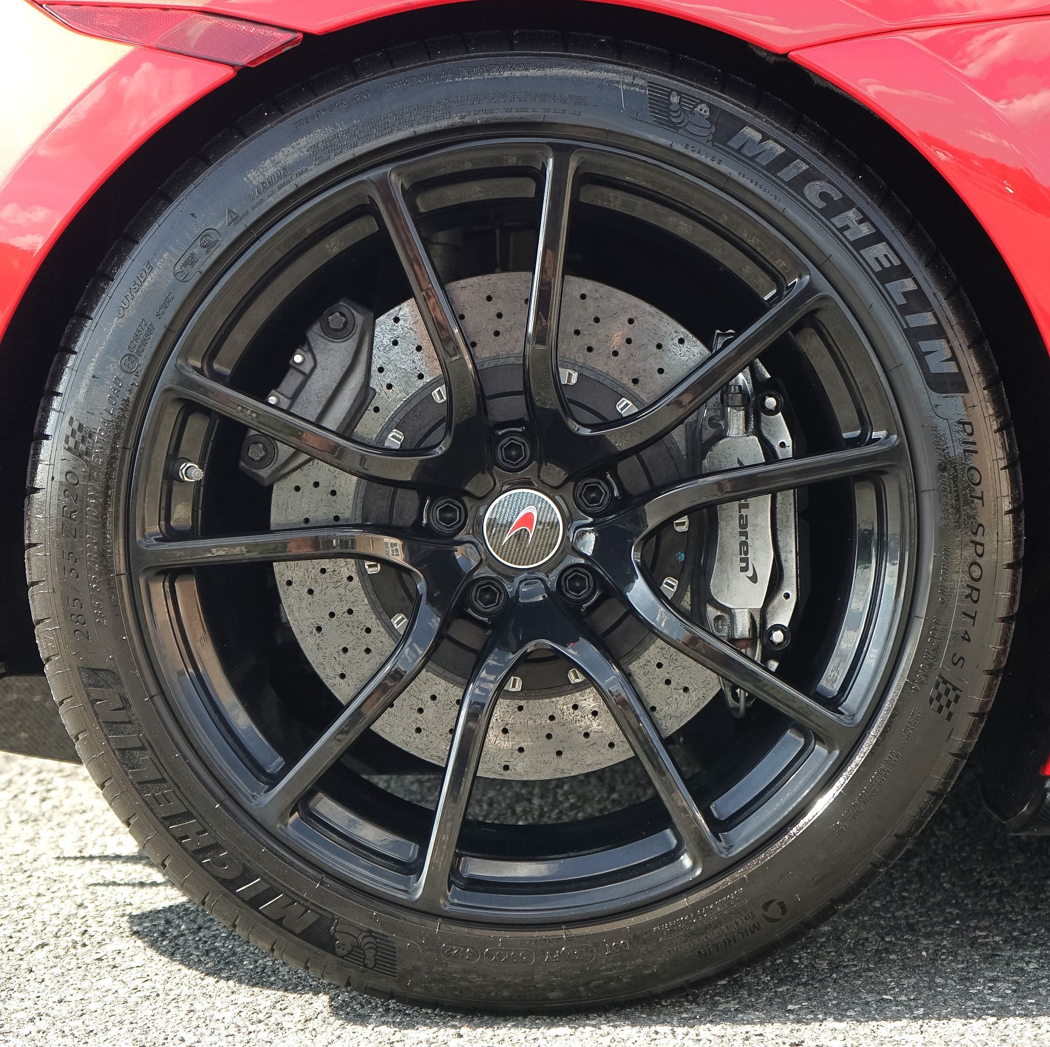 Photo 47 of this McLaren 570S