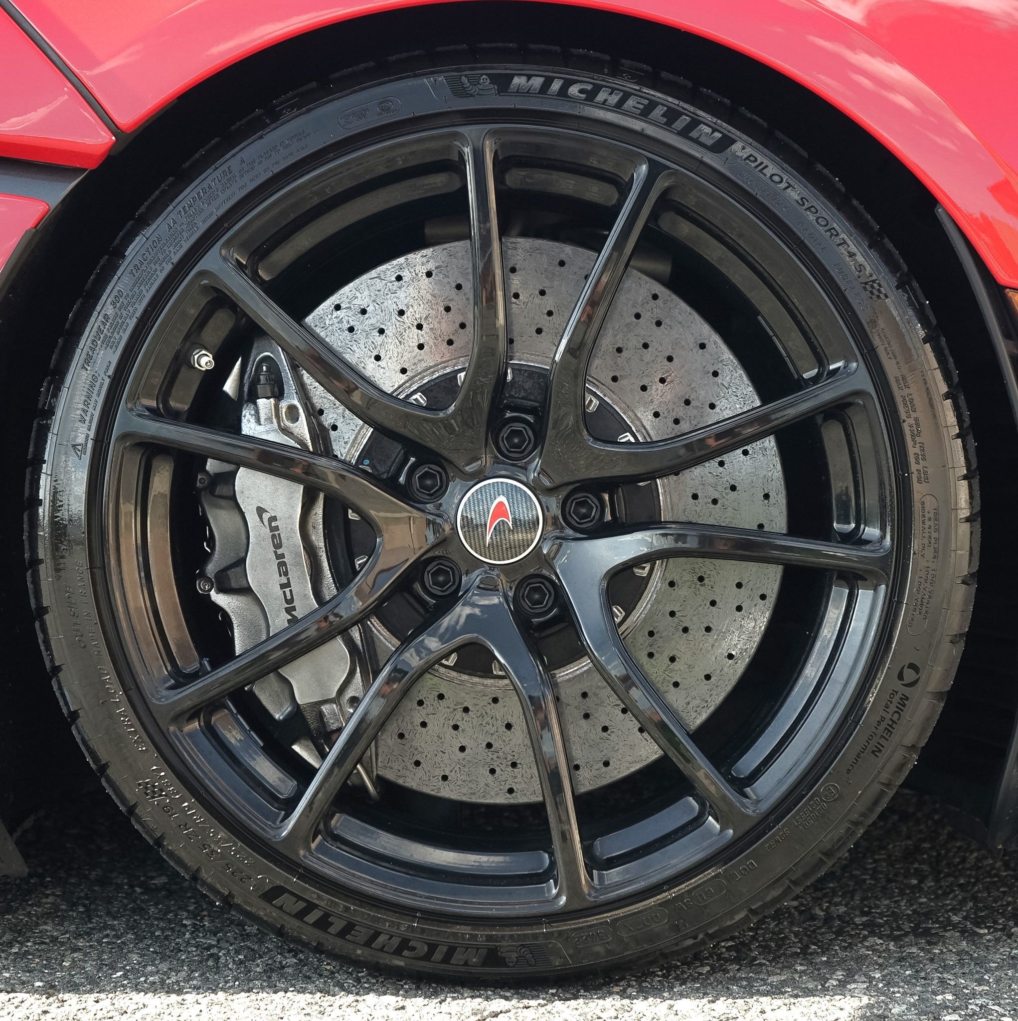 Photo 48 of this McLaren 570S