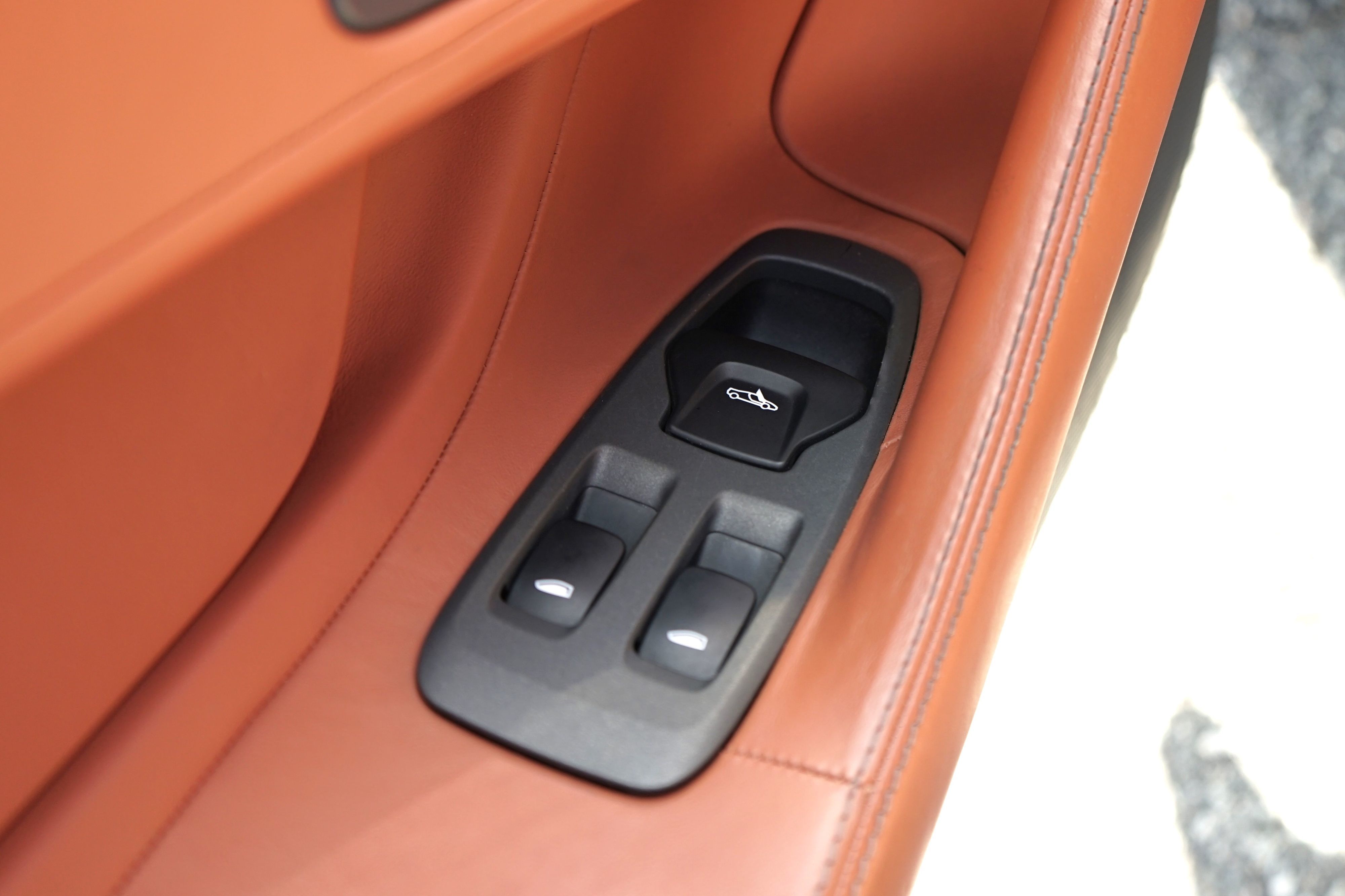 Photo 17 of this McLaren 570S