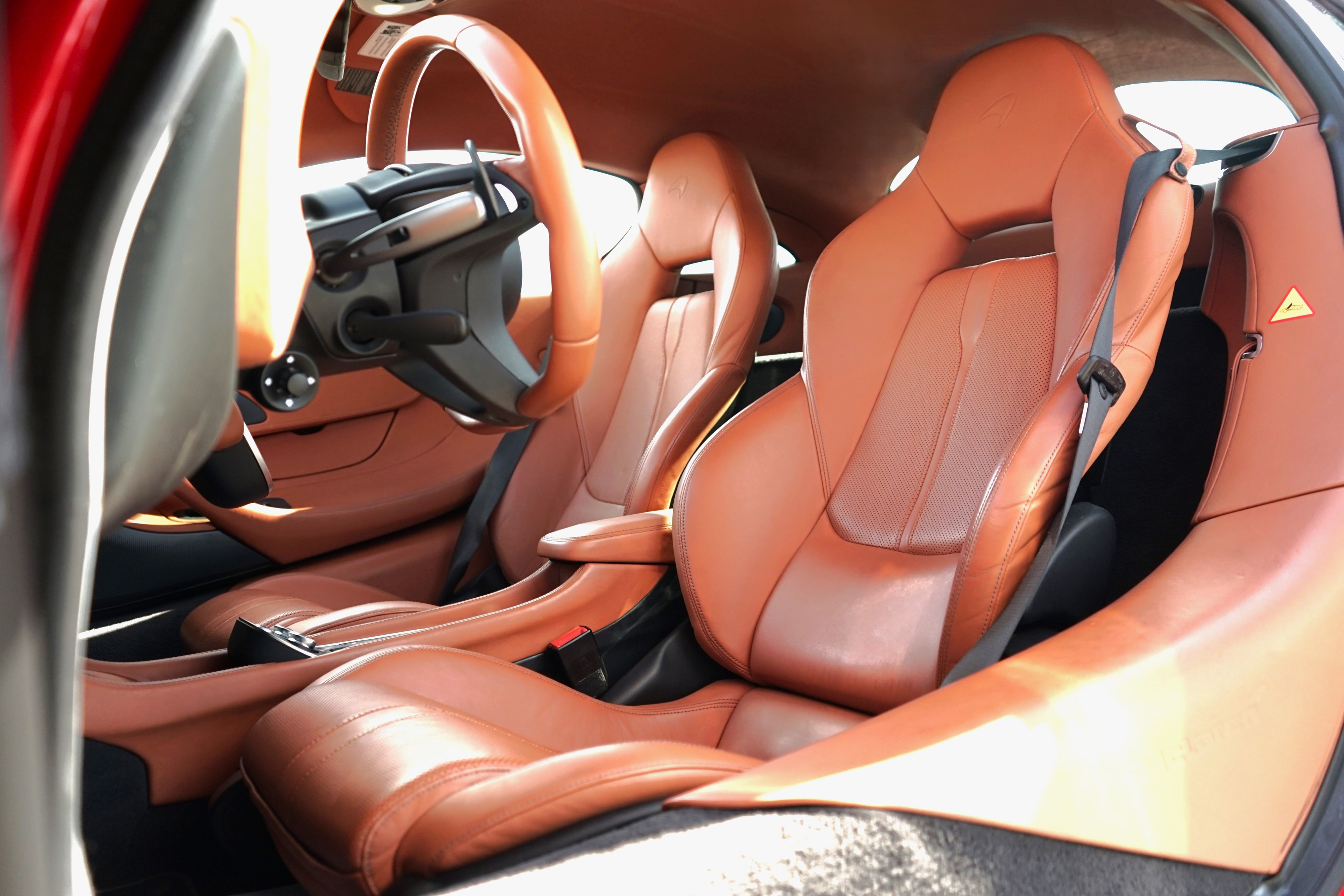 Photo 21 of this McLaren 570S