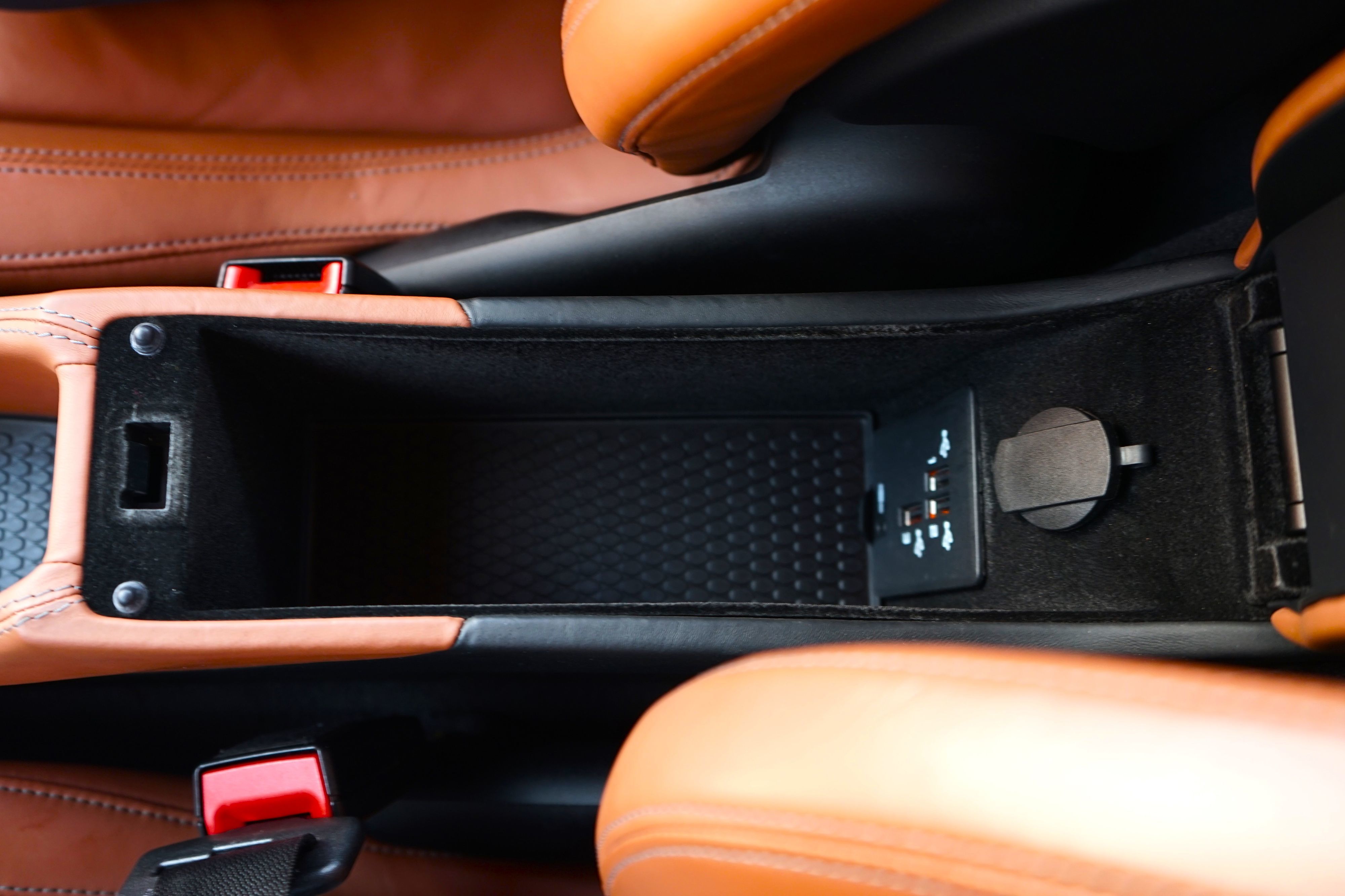 Photo 29 of this McLaren 570S