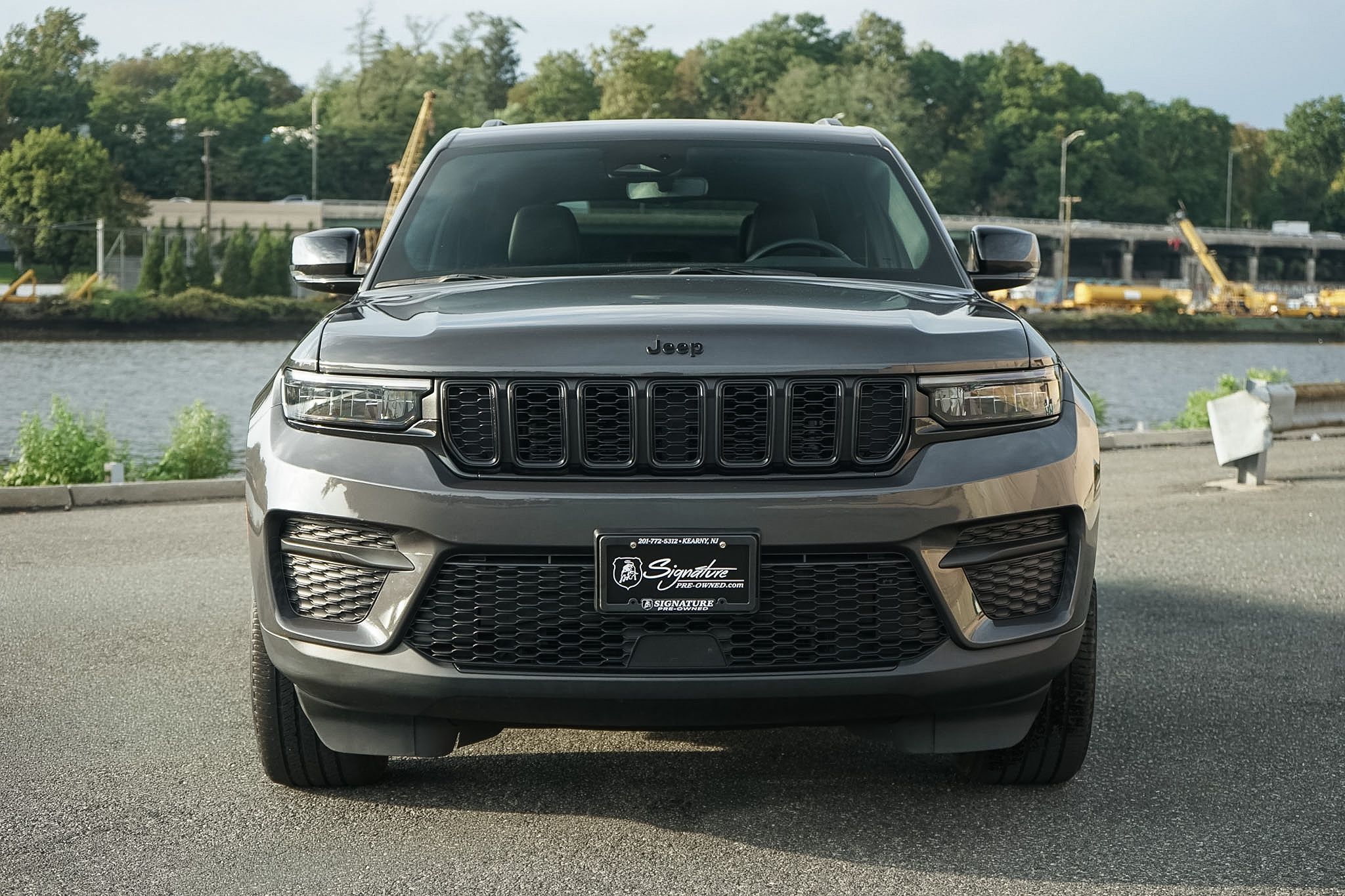 Photo 7 of this Jeep Grand Cherokee
