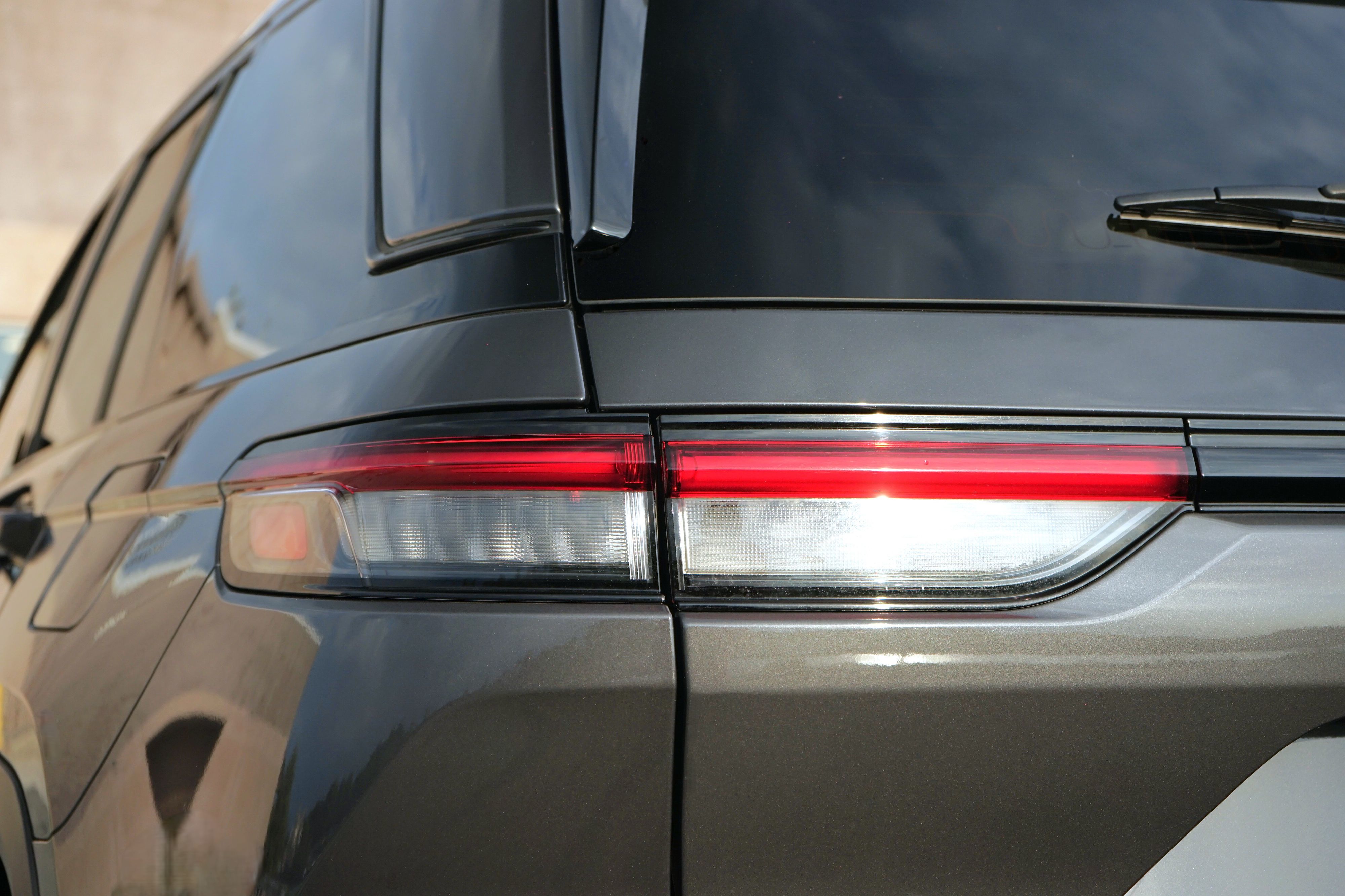 Photo 36 of this Jeep Grand Cherokee