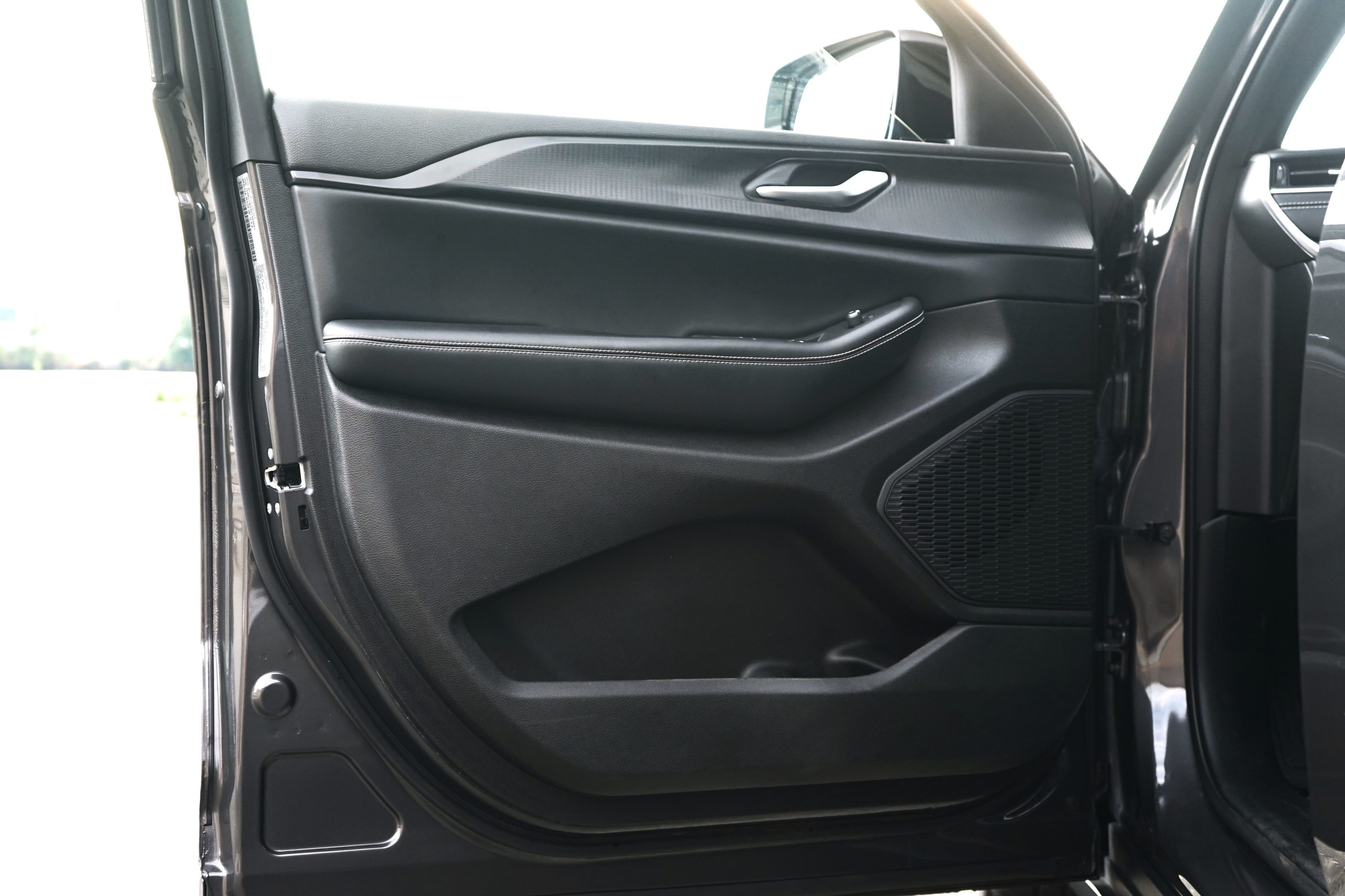 Photo 10 of this Jeep Grand Cherokee