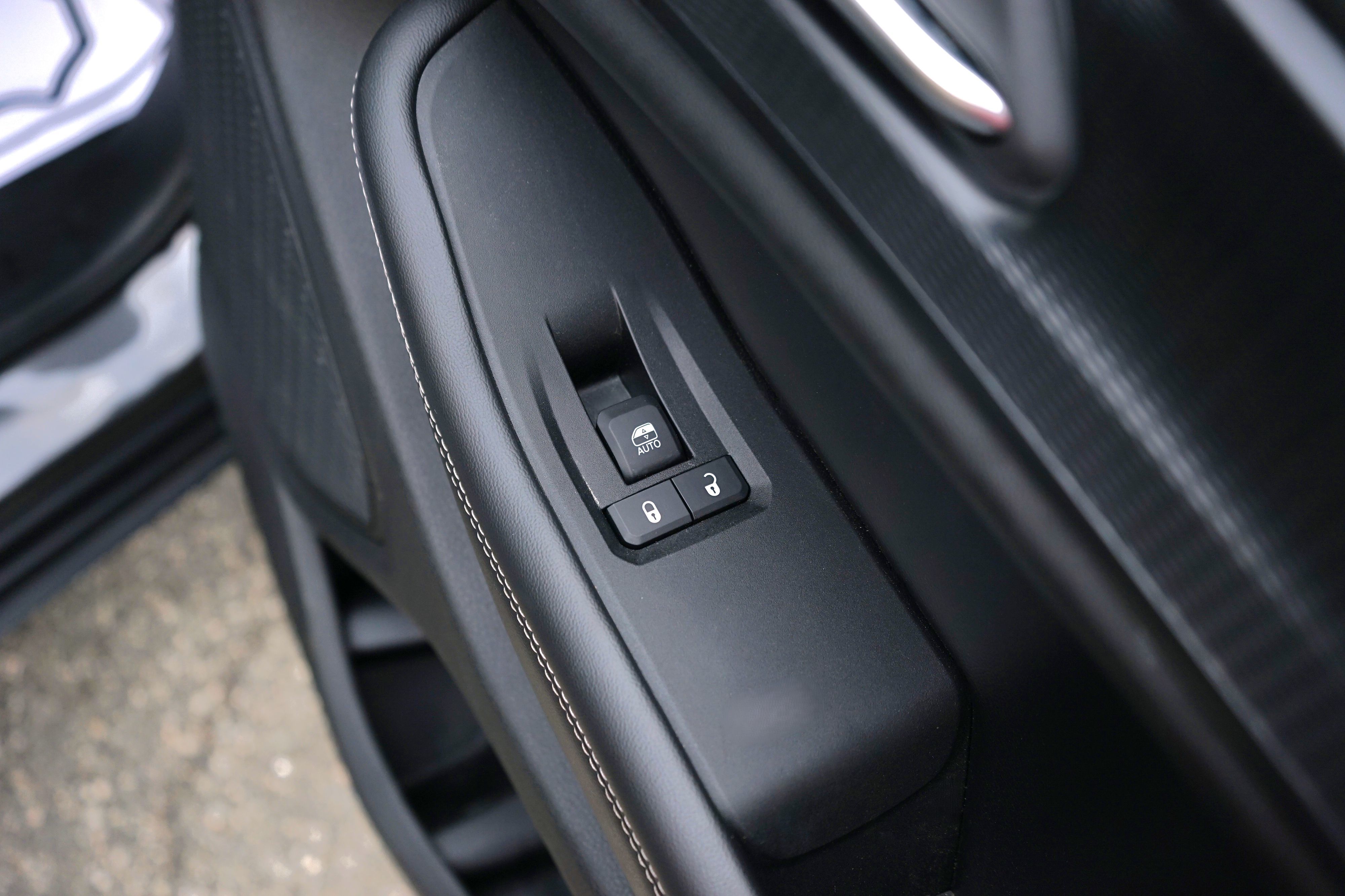 Photo 28 of this Jeep Grand Cherokee