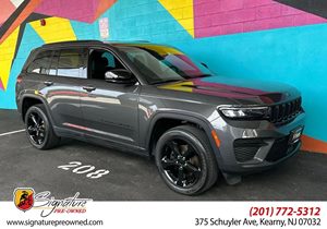 View 2023 Jeep Grand Cherokee