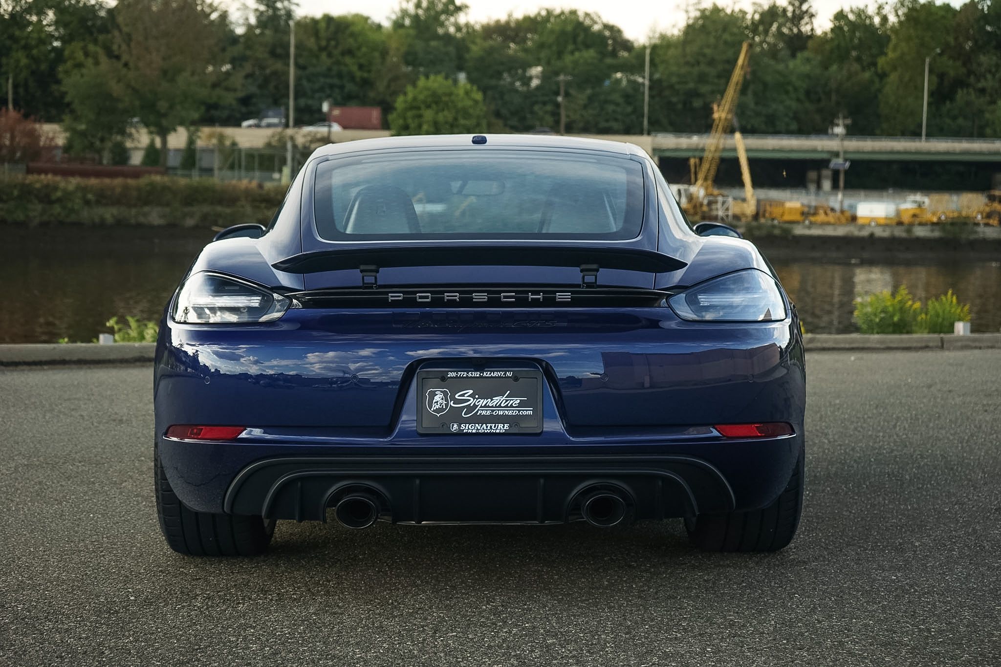 Photo 50 of this Porsche 718 Cayman