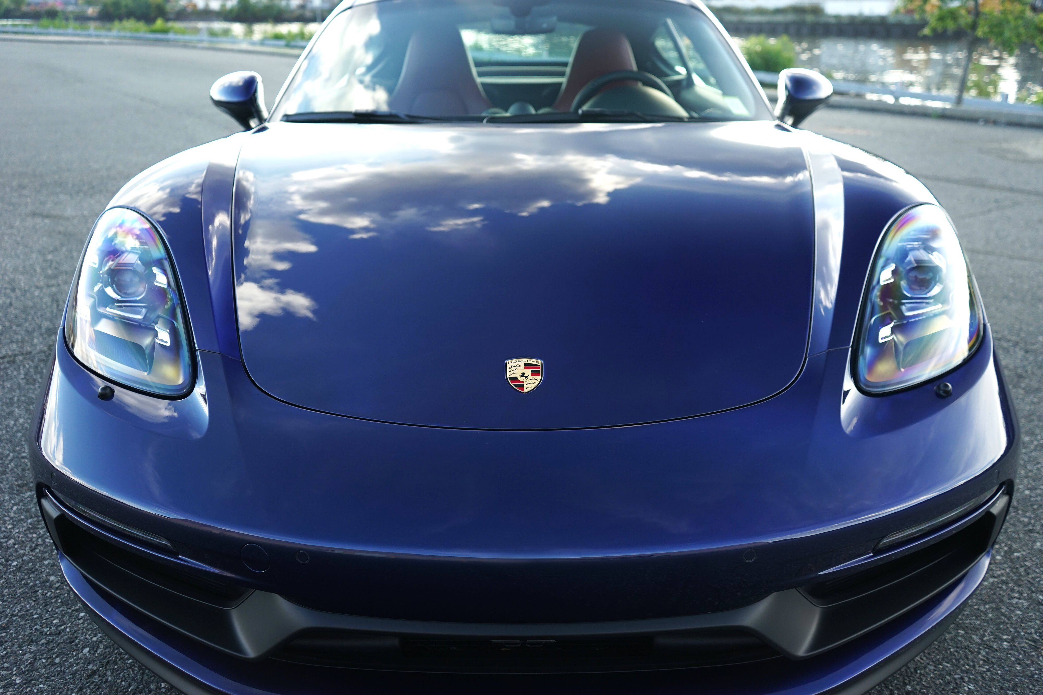 Photo 7 of this Porsche 718 Cayman
