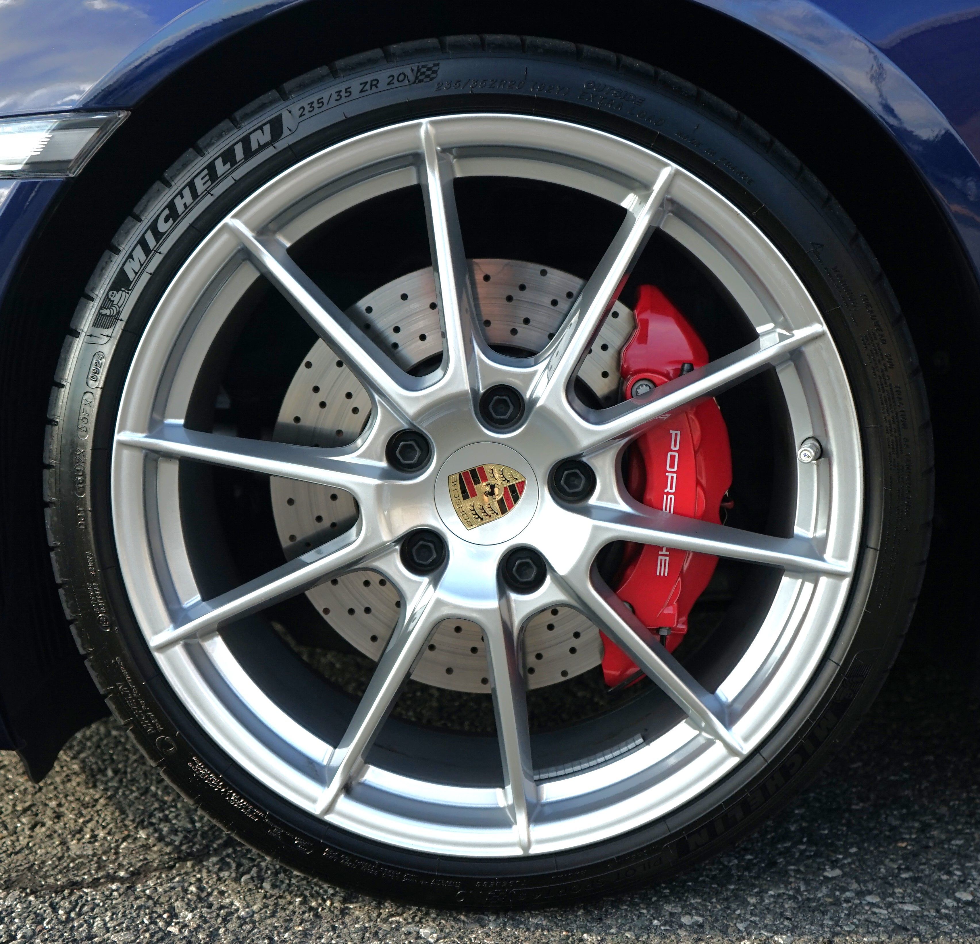 Photo 56 of this Porsche 718 Cayman