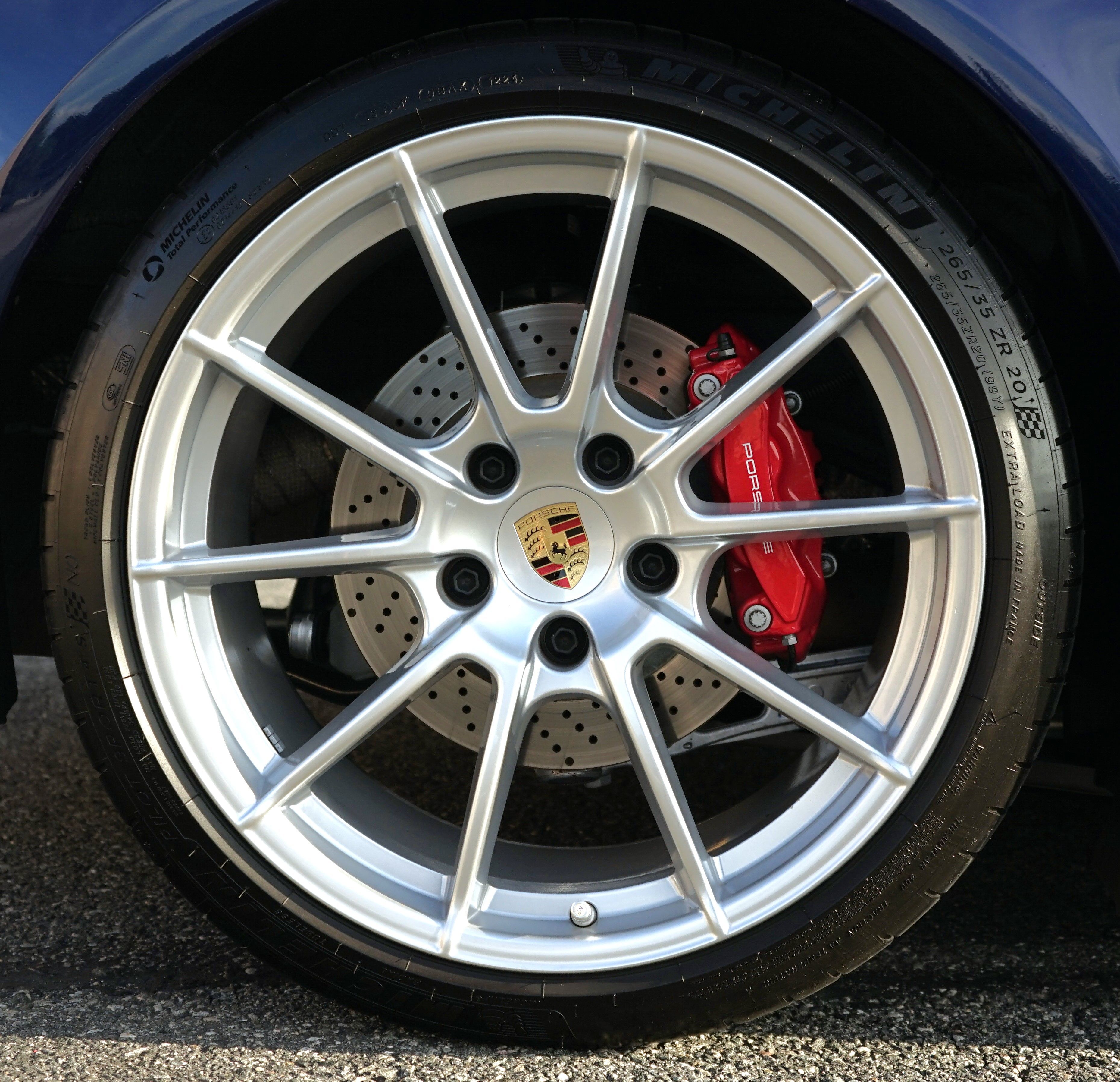 Photo 58 of this Porsche 718 Cayman