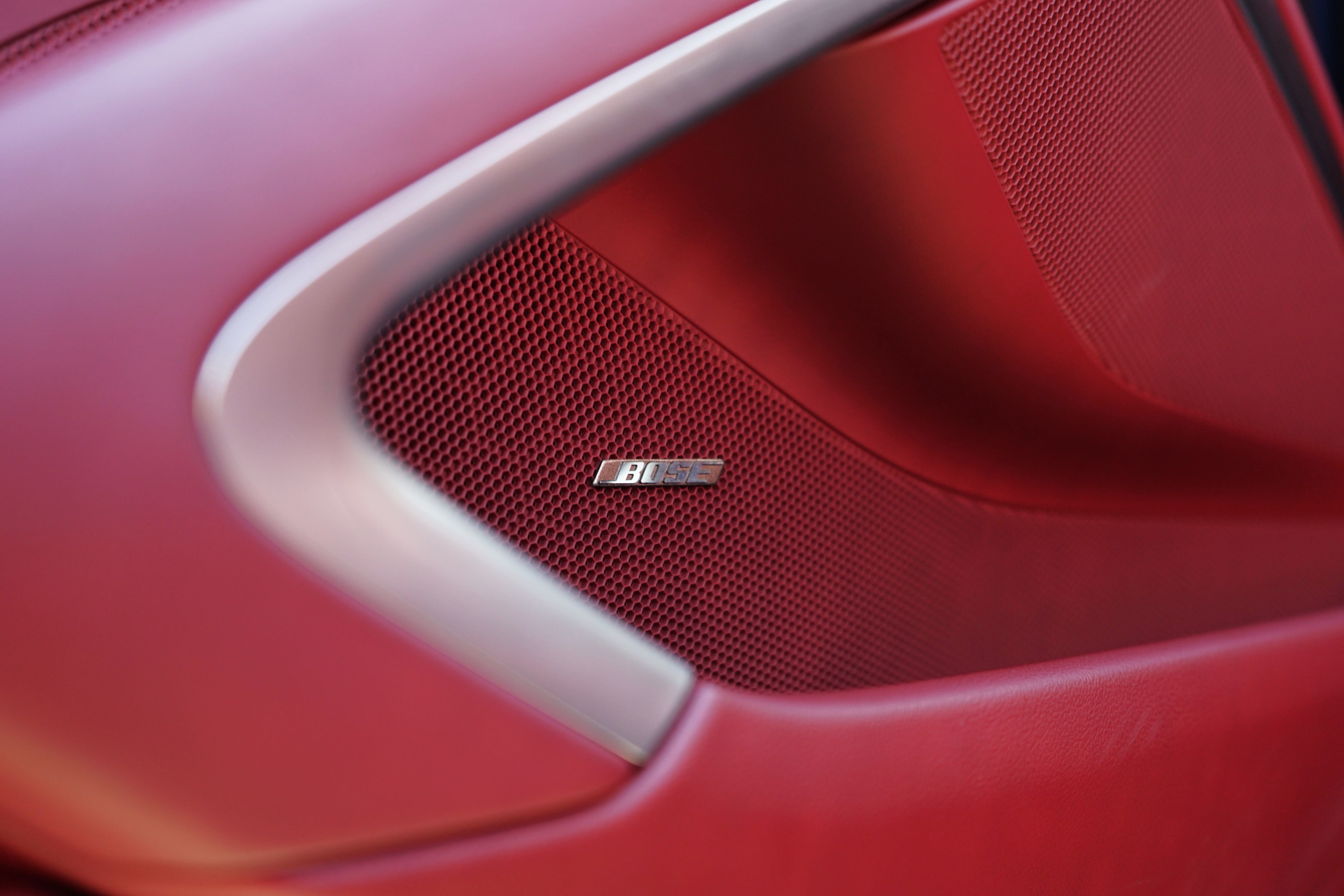 Photo 18 of this Porsche 718 Cayman