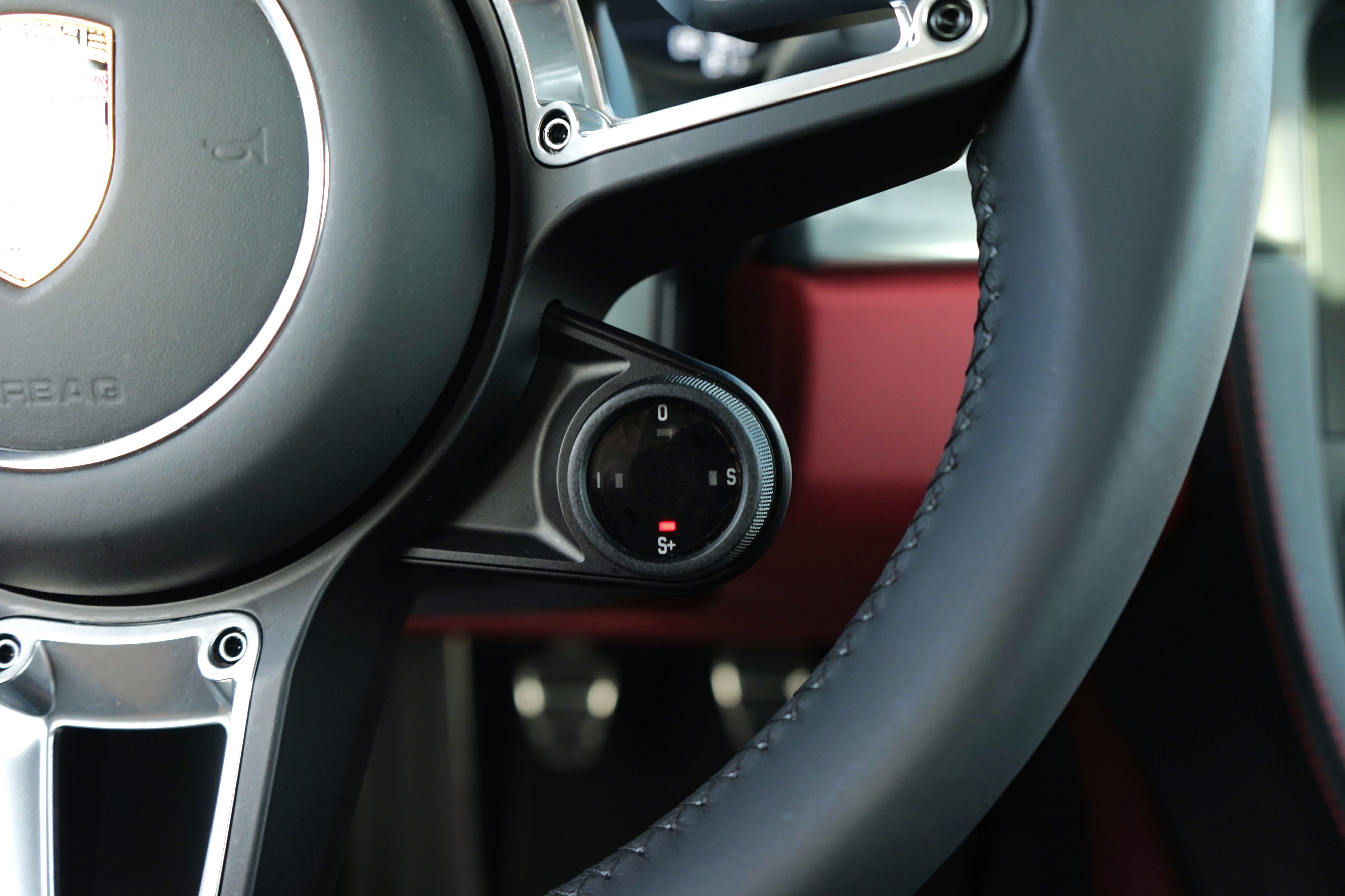 Photo 29 of this Porsche 718 Cayman