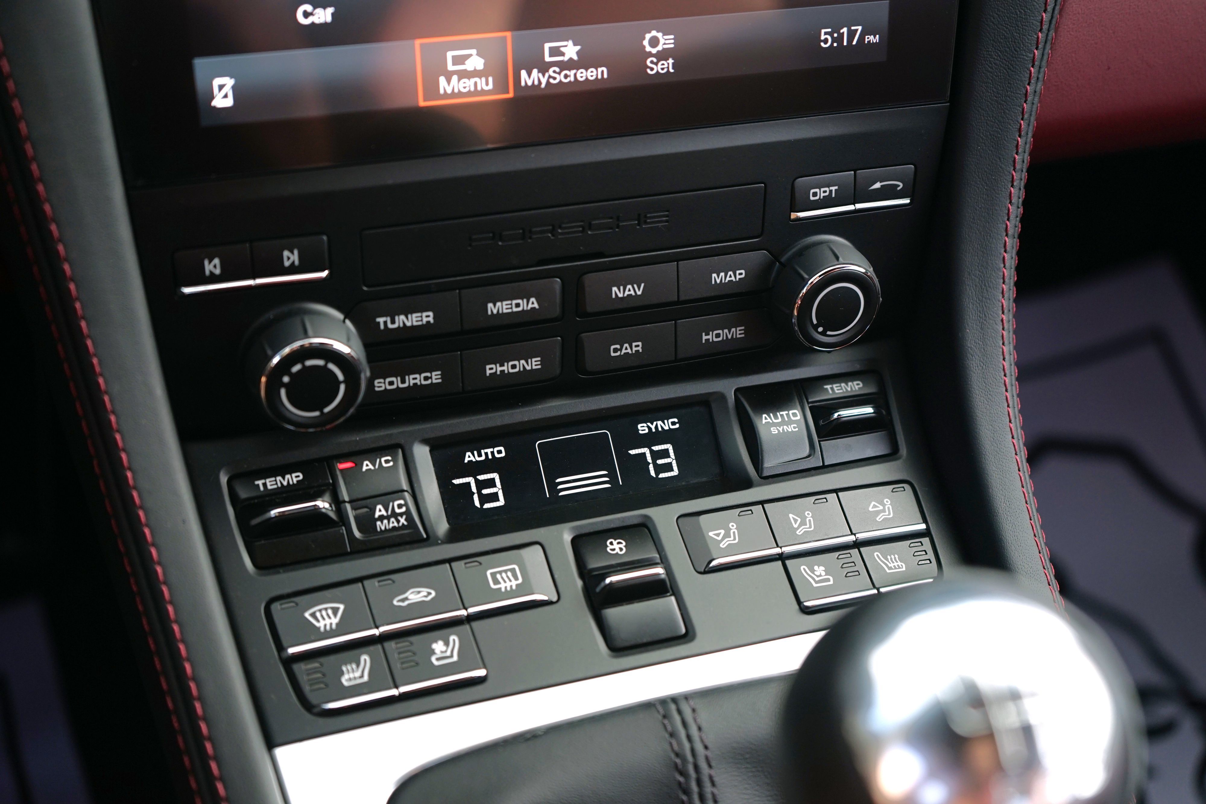 Photo 34 of this Porsche 718 Cayman
